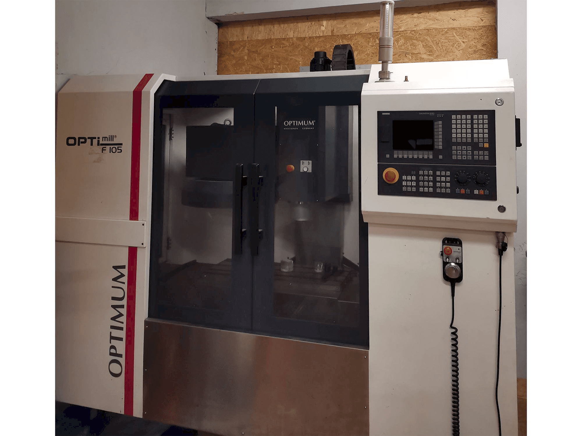 Koneen Optimum F105 etunäkymä