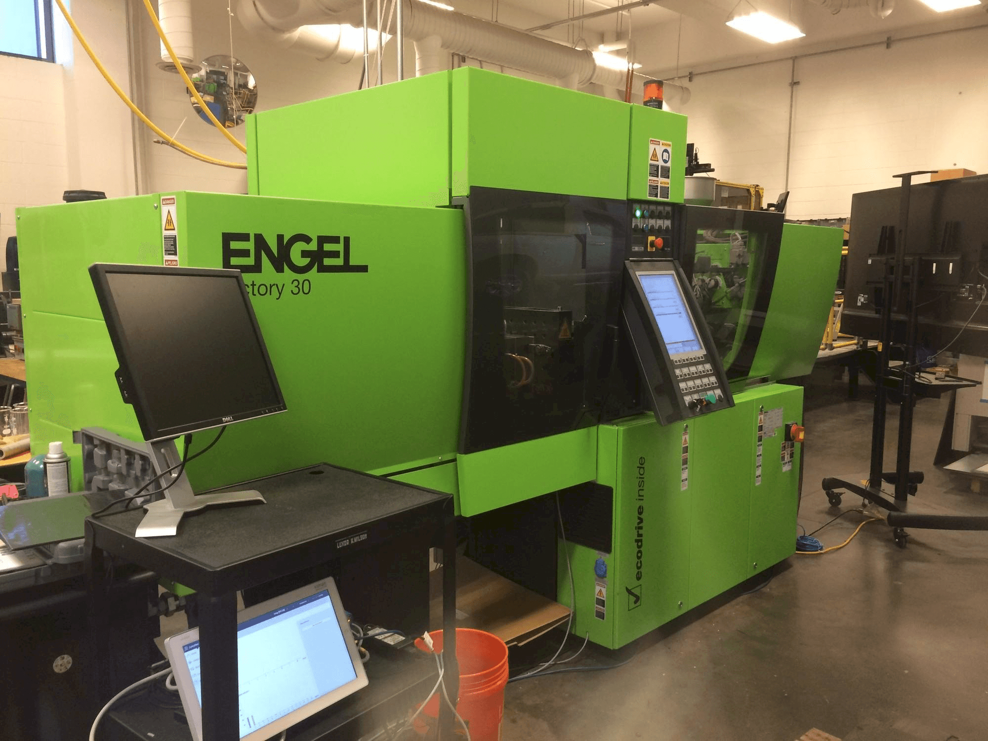 Koneen ENGEL Victory 200/30 Tech US etunäkymä