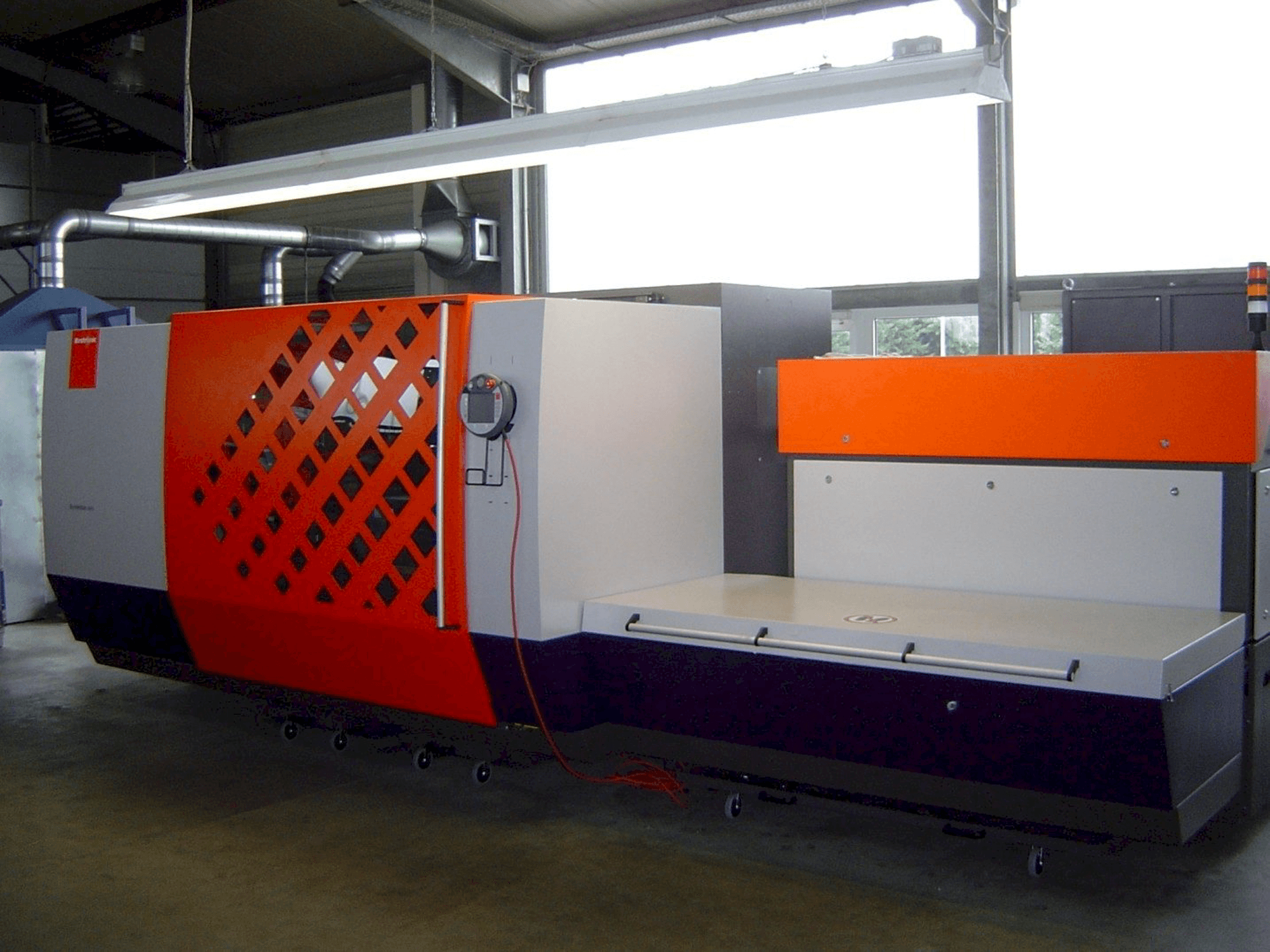 Koneen Bystronic ByVention 3015 etunäkymä