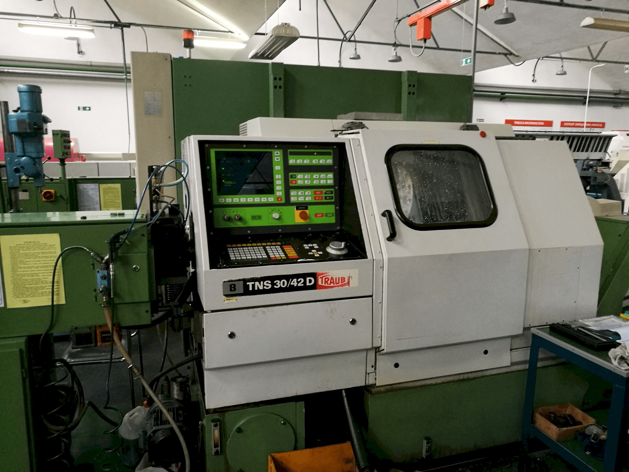 Koneen TRAUB TNS 30/42 D etunäkymä