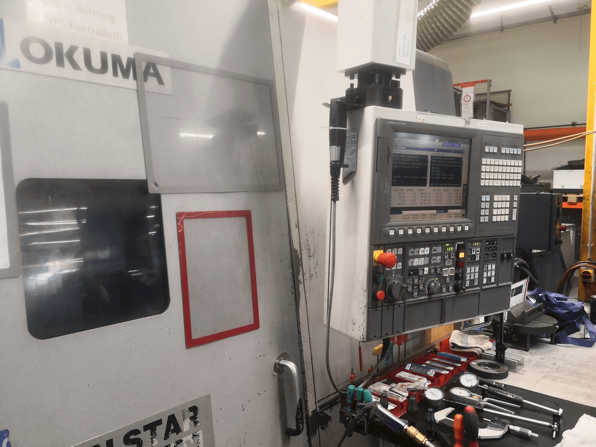 Koneen Okuma LT 300 MY etunäkymä