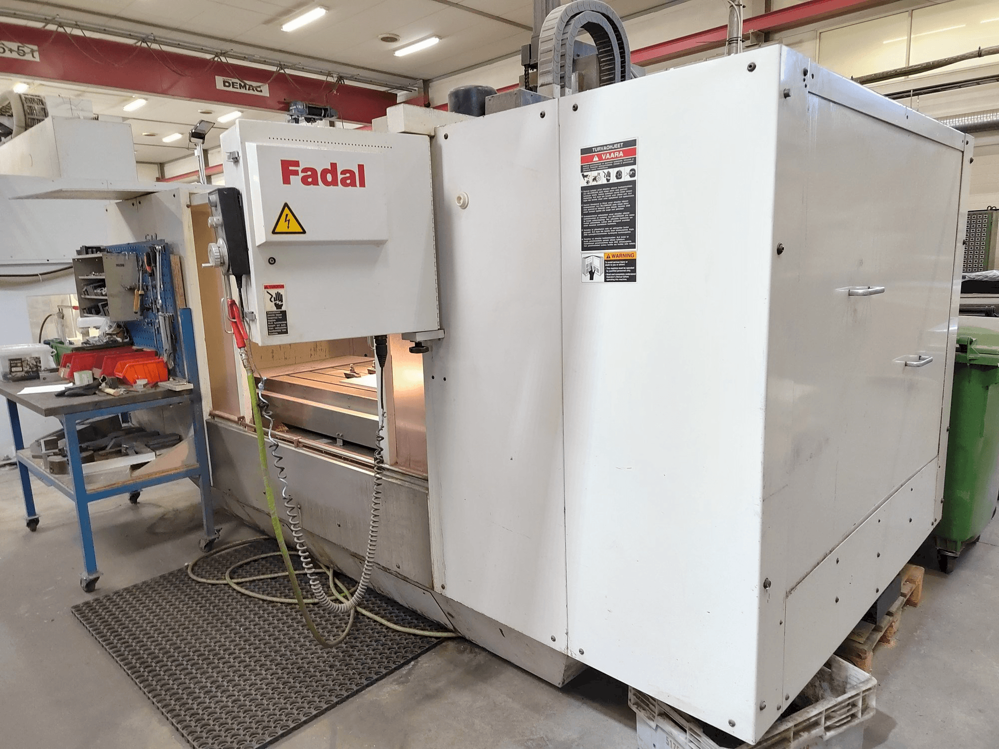 Koneen FADAL VMC 6030HT etunäkymä