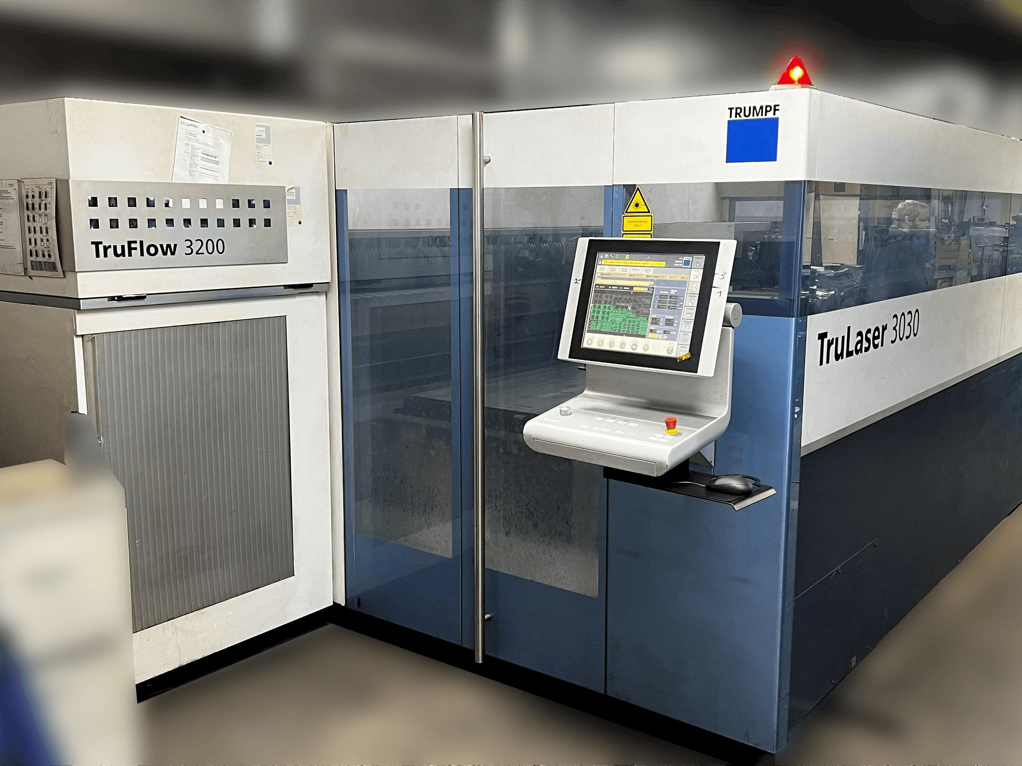 Koneen Trumpf Trulaser 3030 etunäkymä