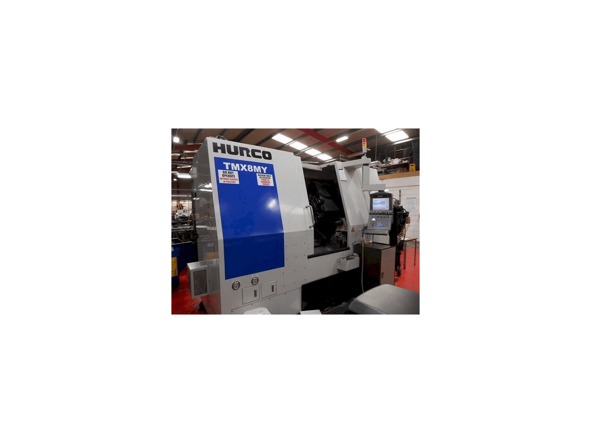 Koneen Hurco TMX 8MY etunäkymä