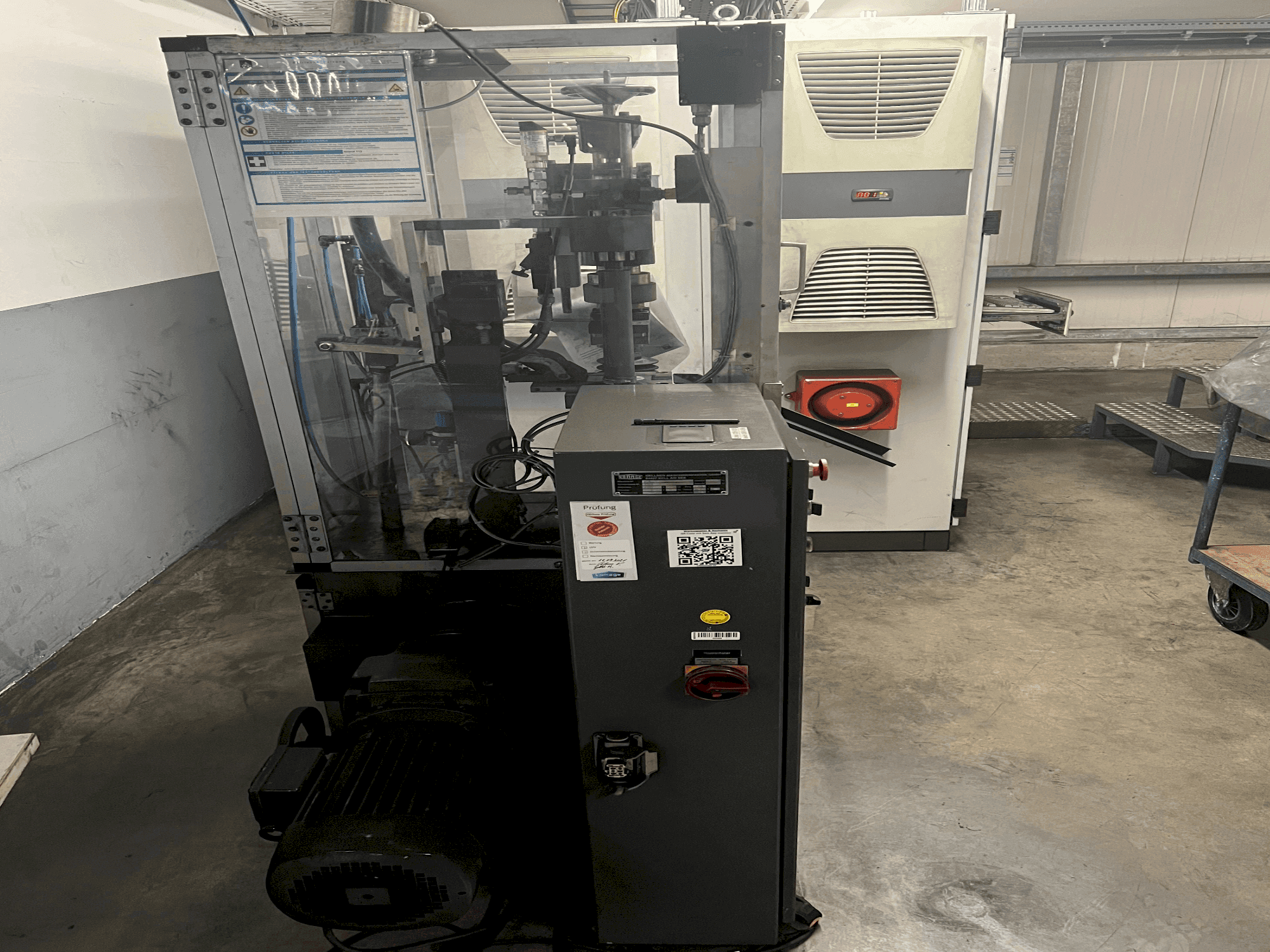 Koneen KOMAGE K 6 Mechanical Powder Press etunäkymä