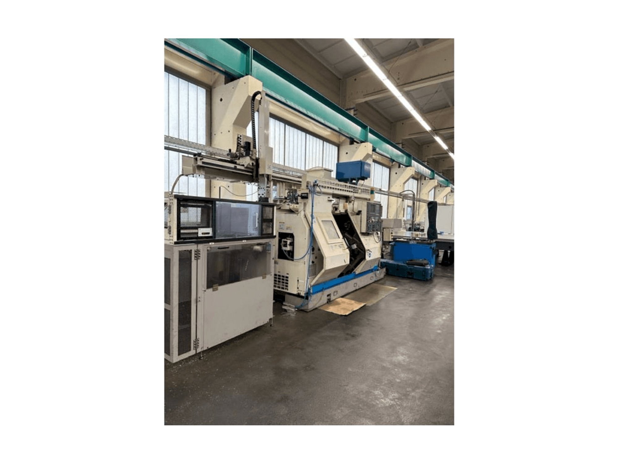 Koneen Okuma LT10 etunäkymä