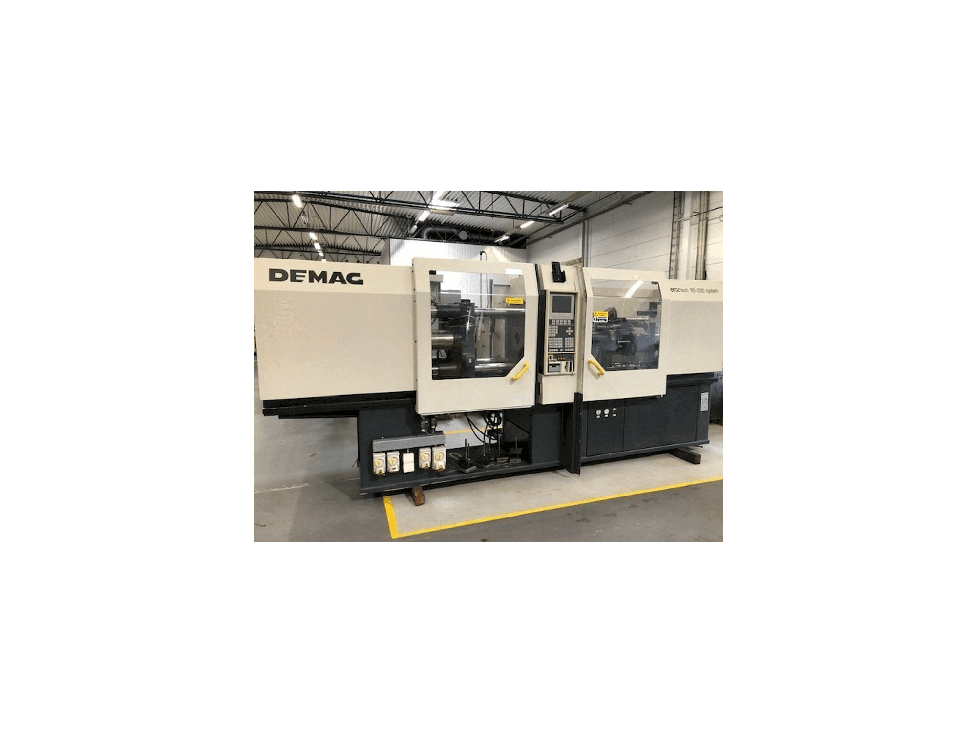Koneen DEMAG Ergotech 110-200 System etunäkymä