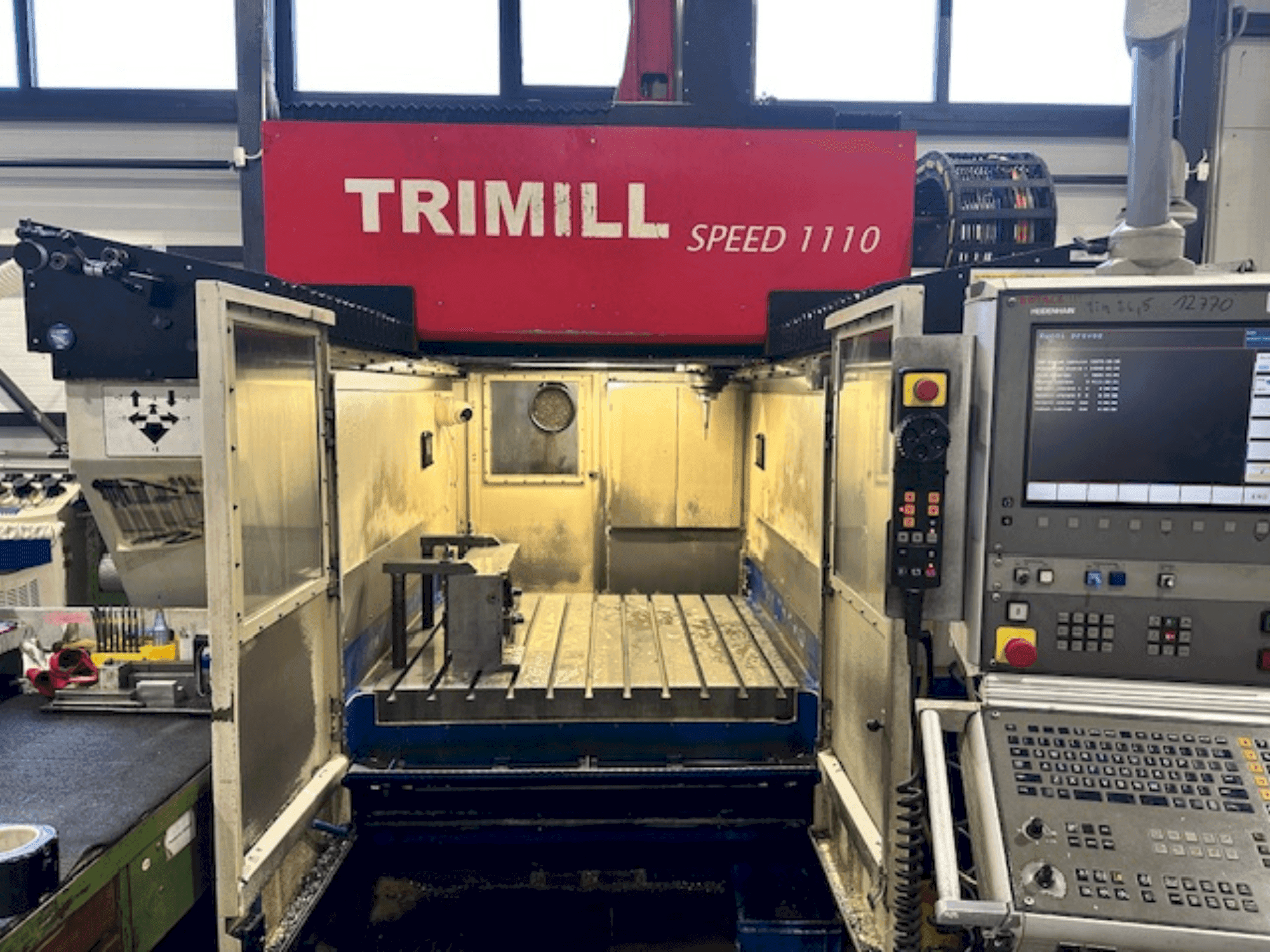 Koneen TRIMILL Speed 1110 etunäkymä