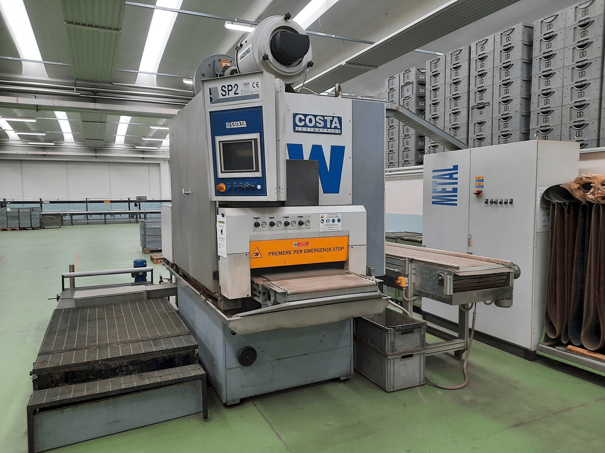 Koneen Costa CCCC 600 etunäkymä