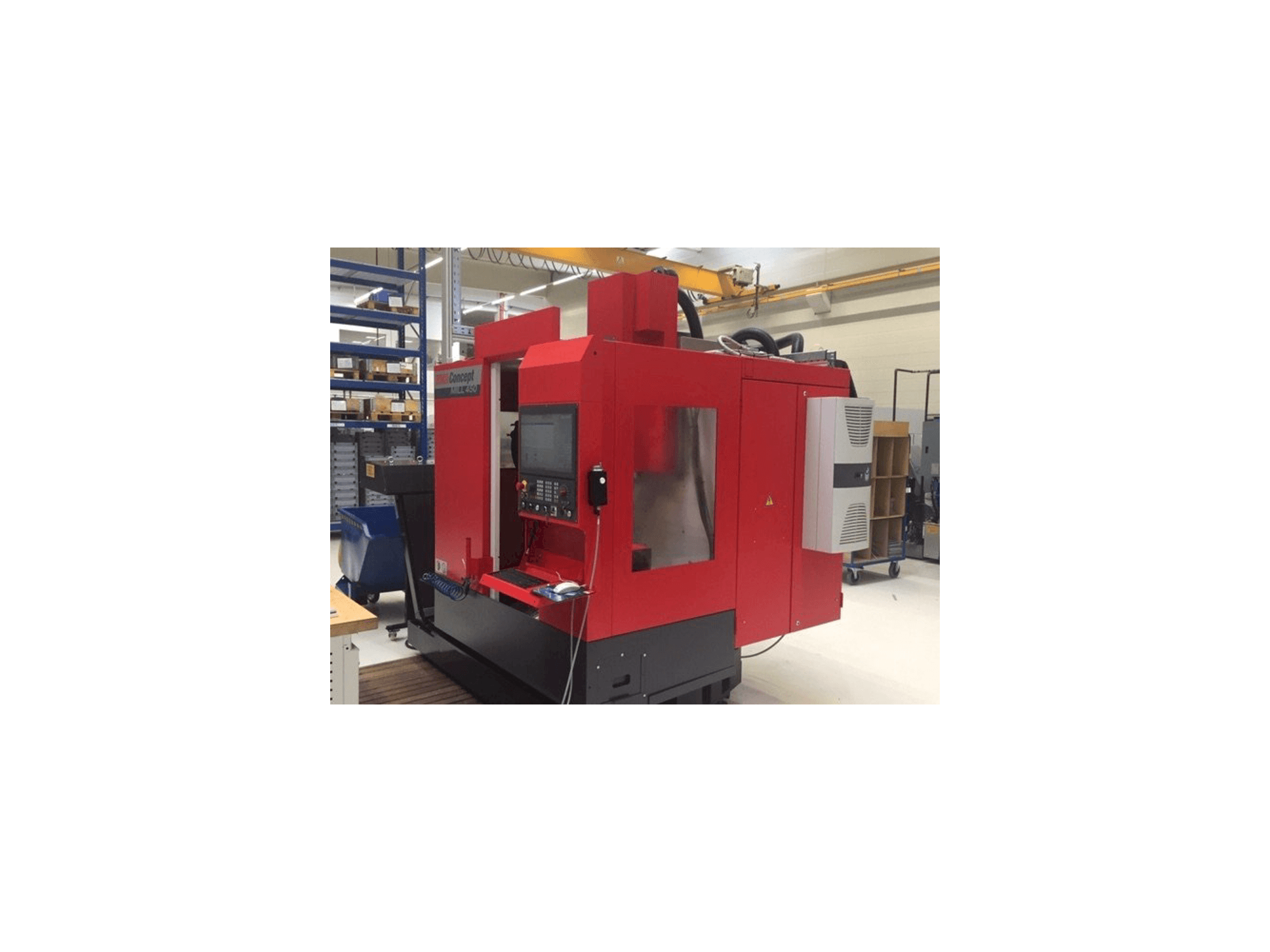 Koneen EMCO Concept Mill 450 etunäkymä