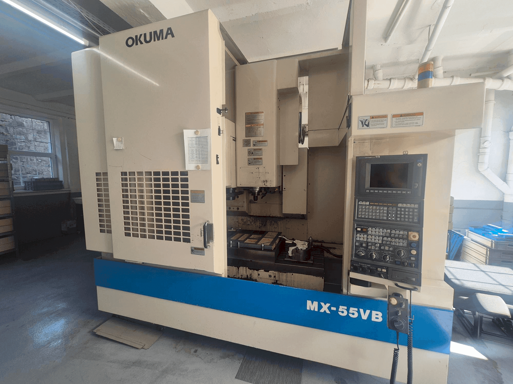 Koneen Okuma MX-55VB etunäkymä