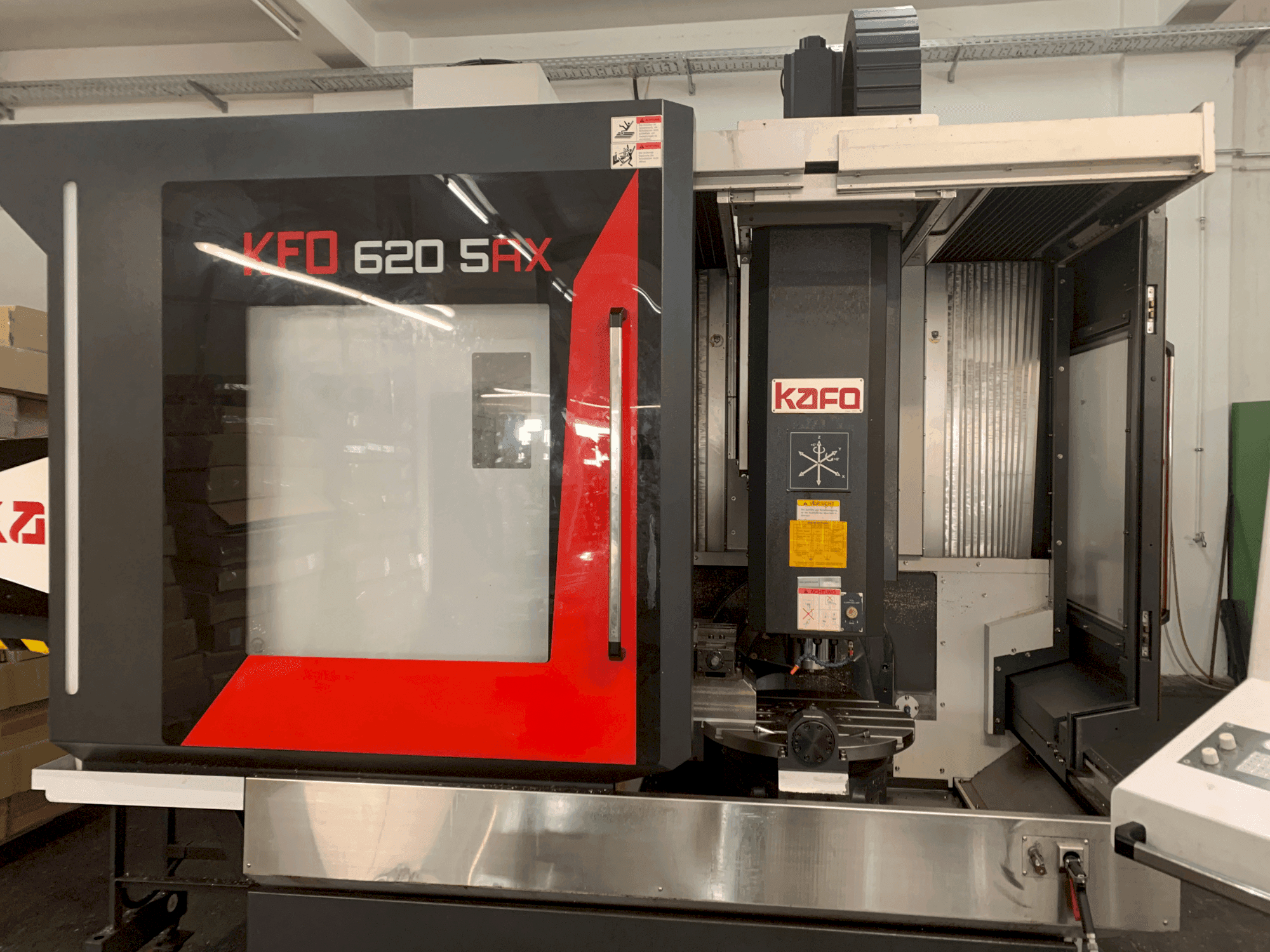 Koneen KAFO KFO 620 5AX etunäkymä