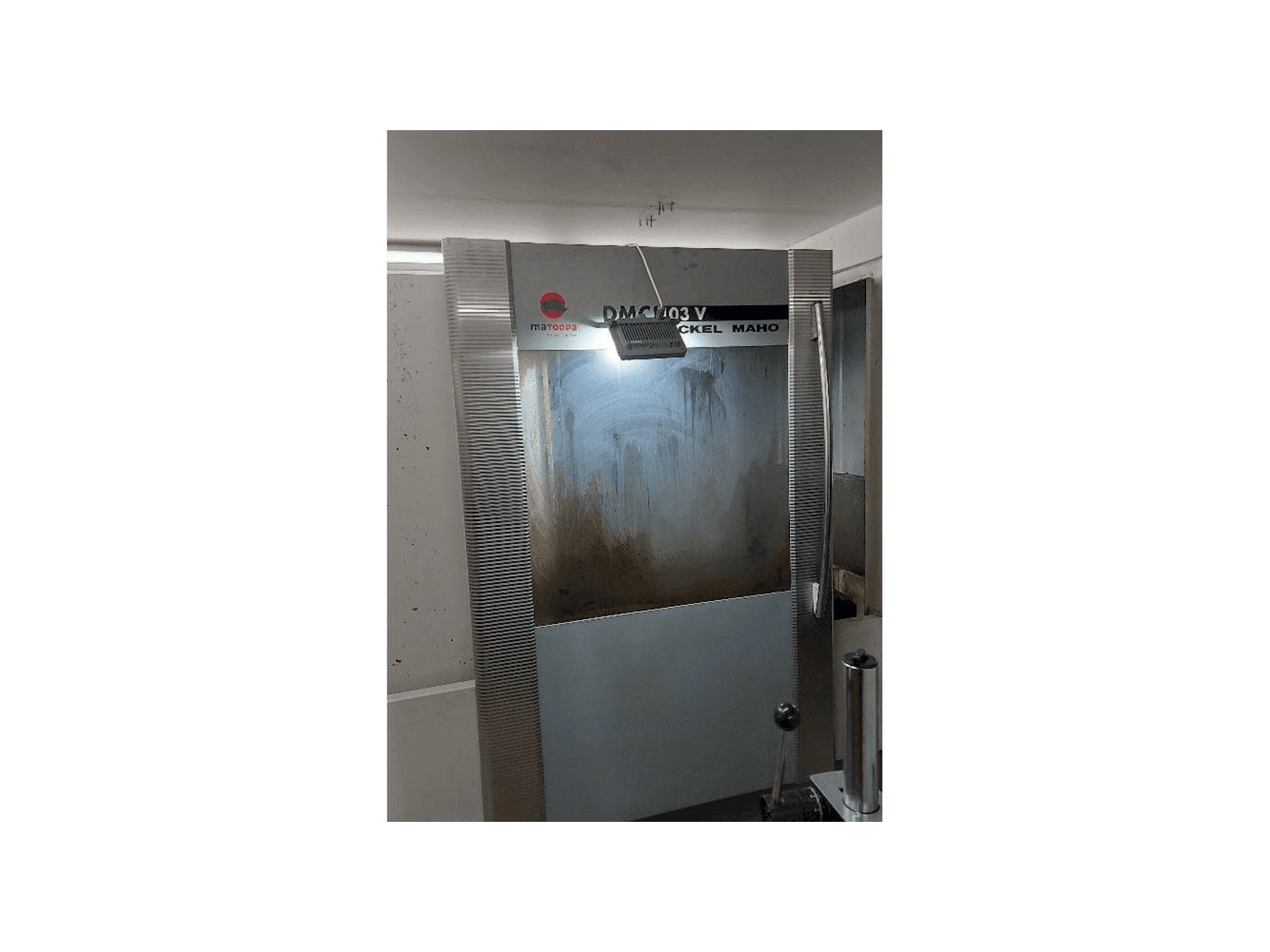 Koneen DMG DMC 103 V etunäkymä