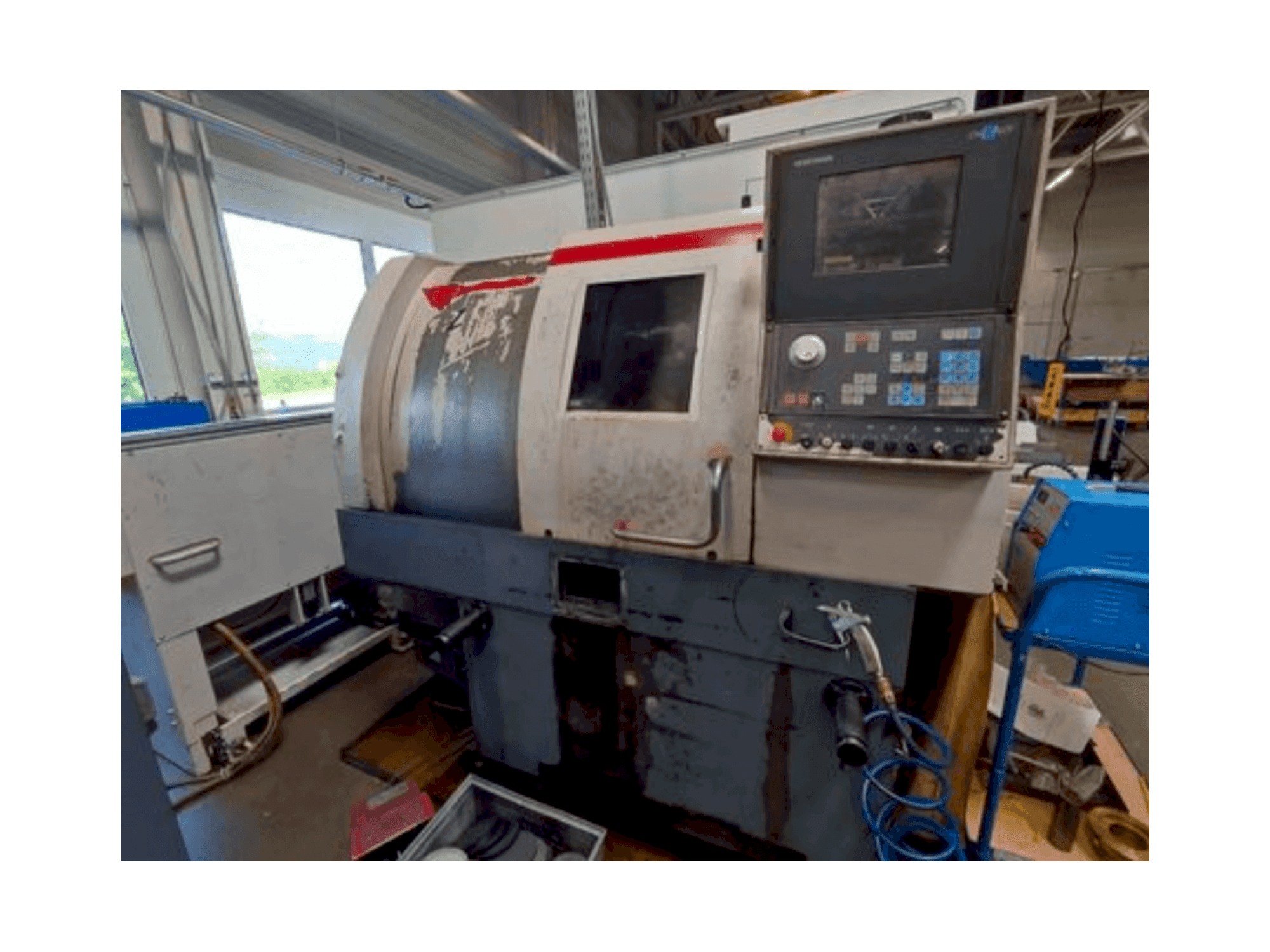 Koneen WEMAS DZ150 etunäkymä