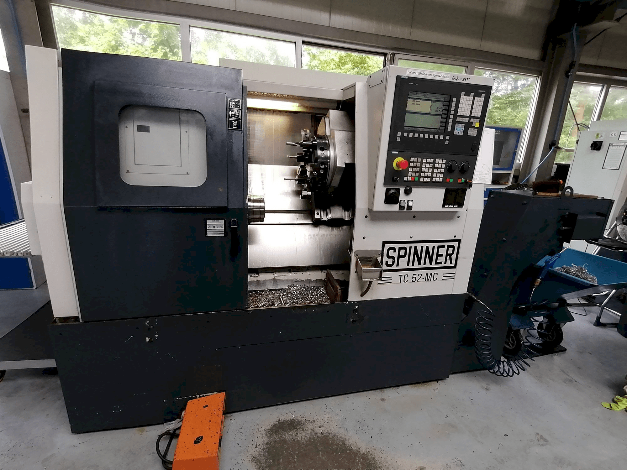 Koneen SPINNER TC 52-MC etunäkymä