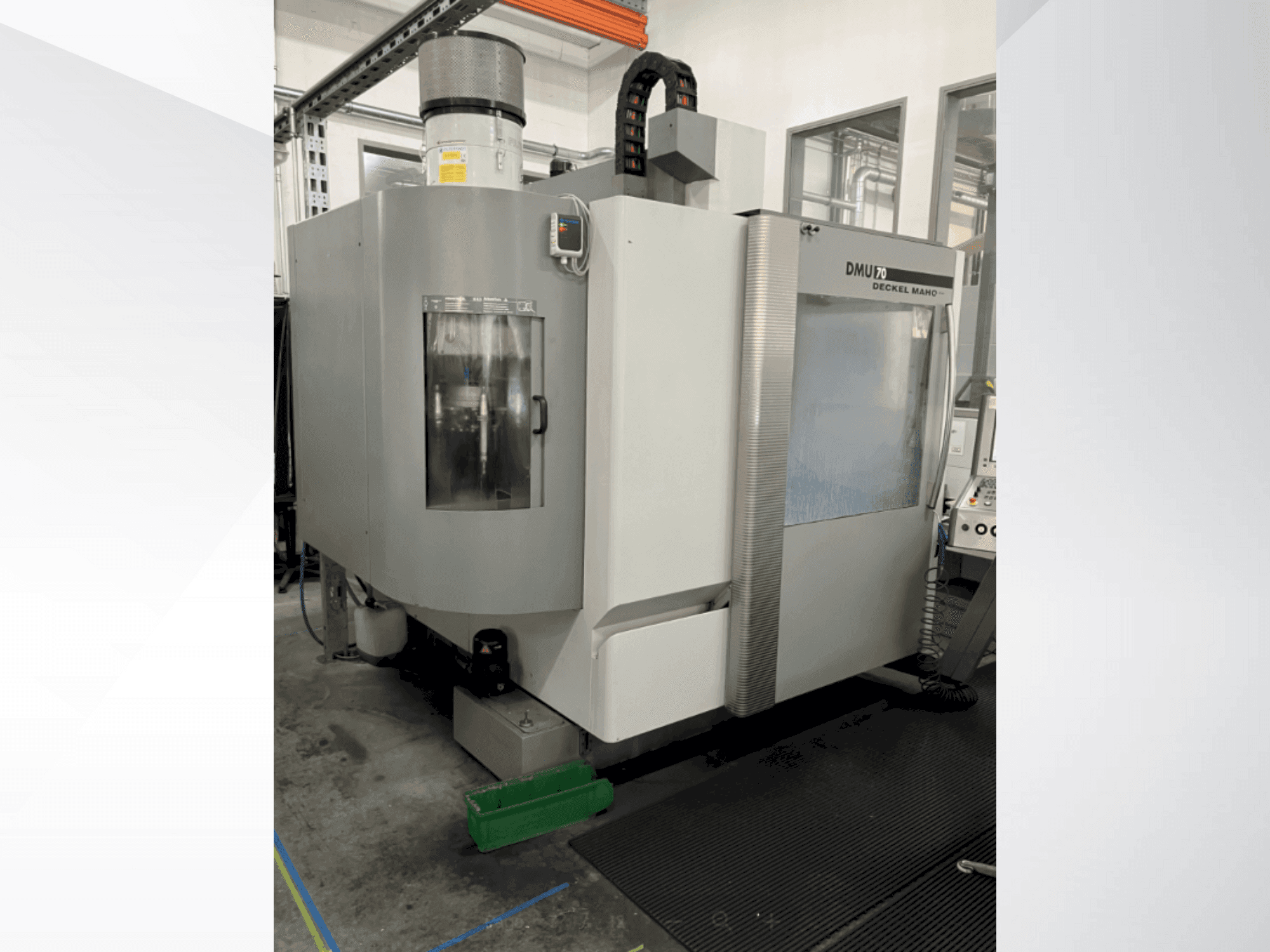 Koneen DMG DECKEL MAHO DMU 70 etunäkymä