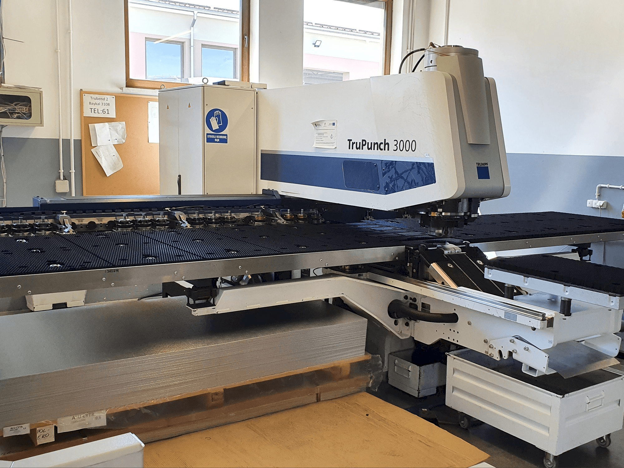 Koneen Trumpf TruPunch 3000 etunäkymä