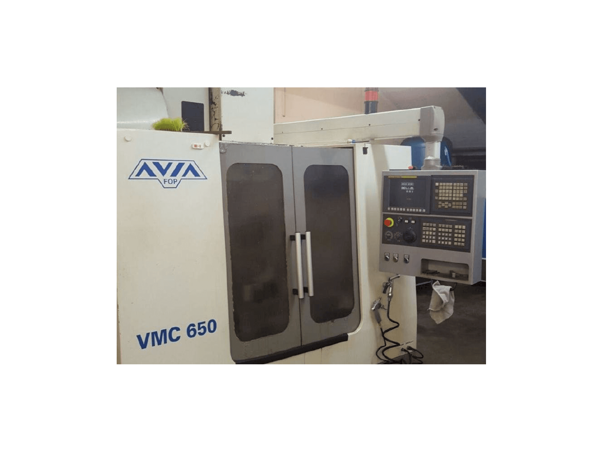 Koneen Avia VMC 650 etunäkymä