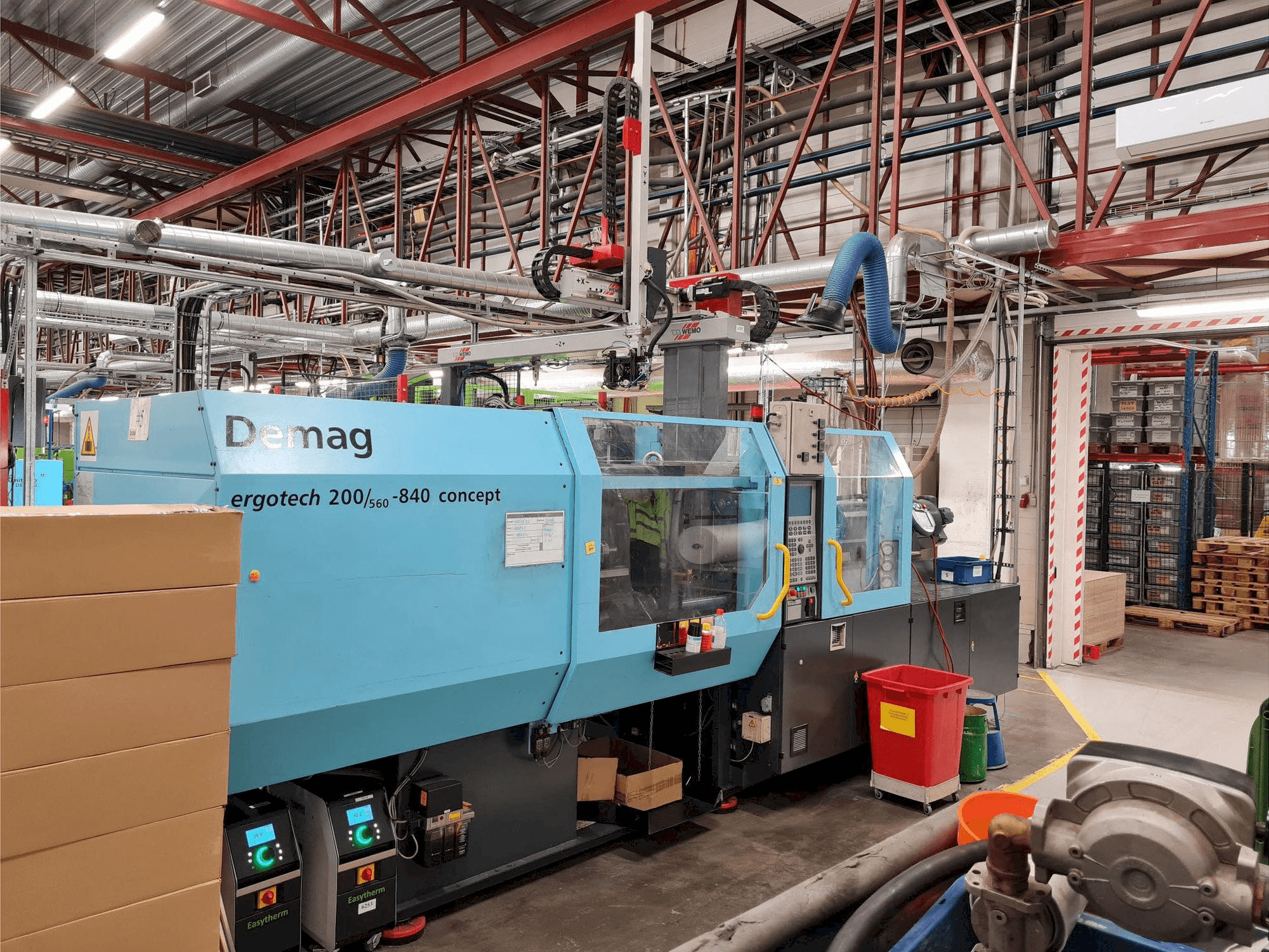 Koneen DEMAG Ergotech 200/560-840 concept etunäkymä