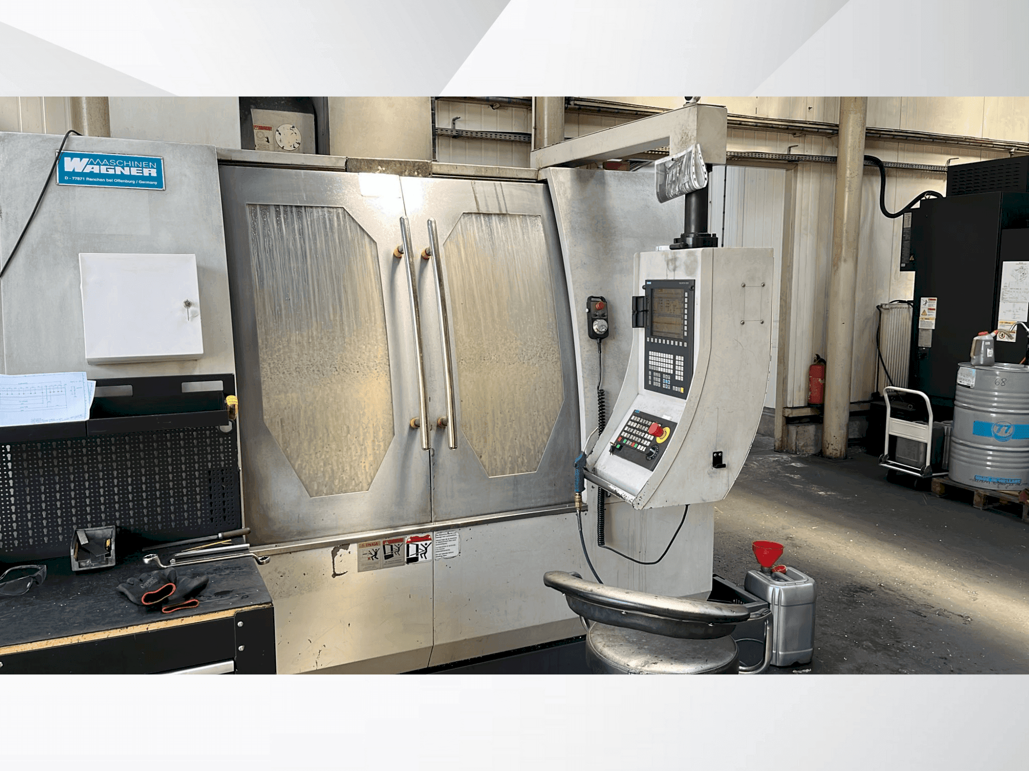 Koneen WAGNER VMC 1100 etunäkymä