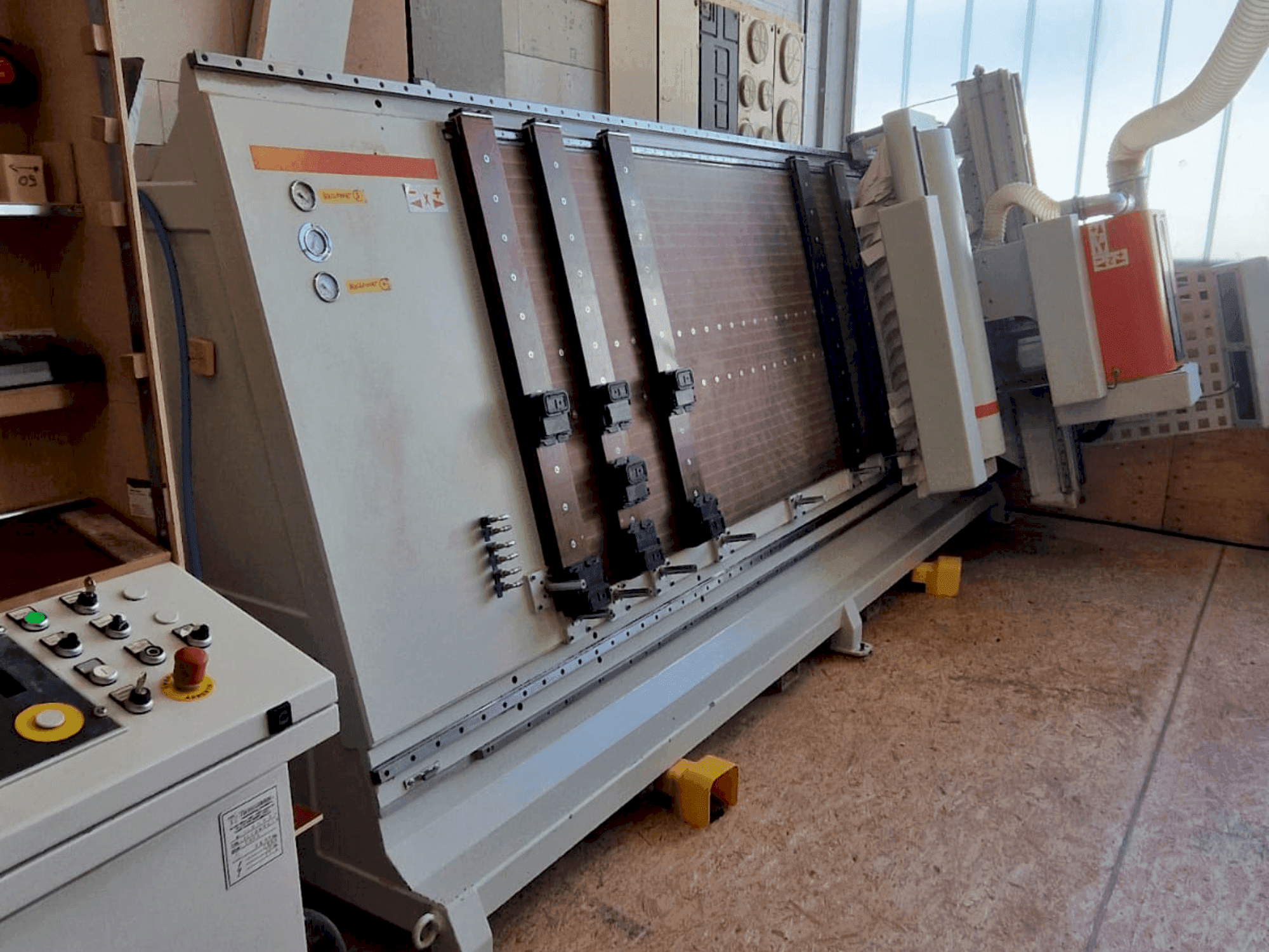 Koneen TECNOTEAM TECNOFLEX etunäkymä