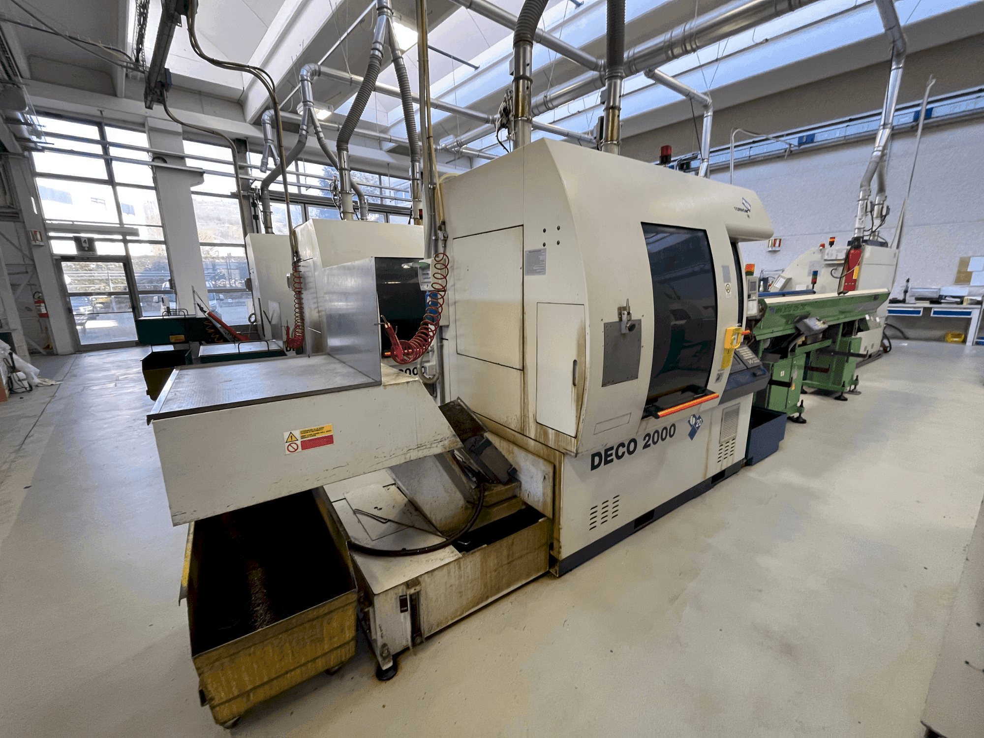 Koneen TORNOS DECO 2000/20 etunäkymä