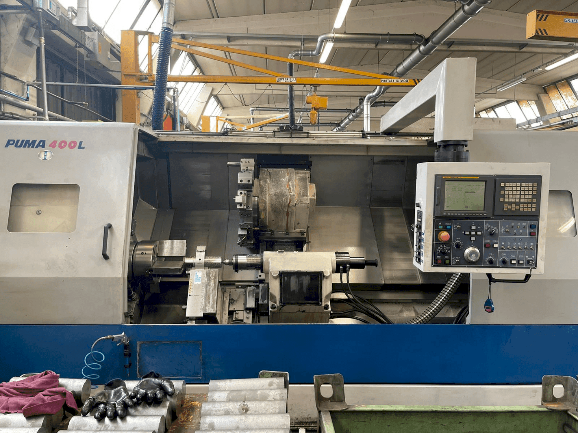 Koneen DAEWOO PUMA 400 LA etunäkymä