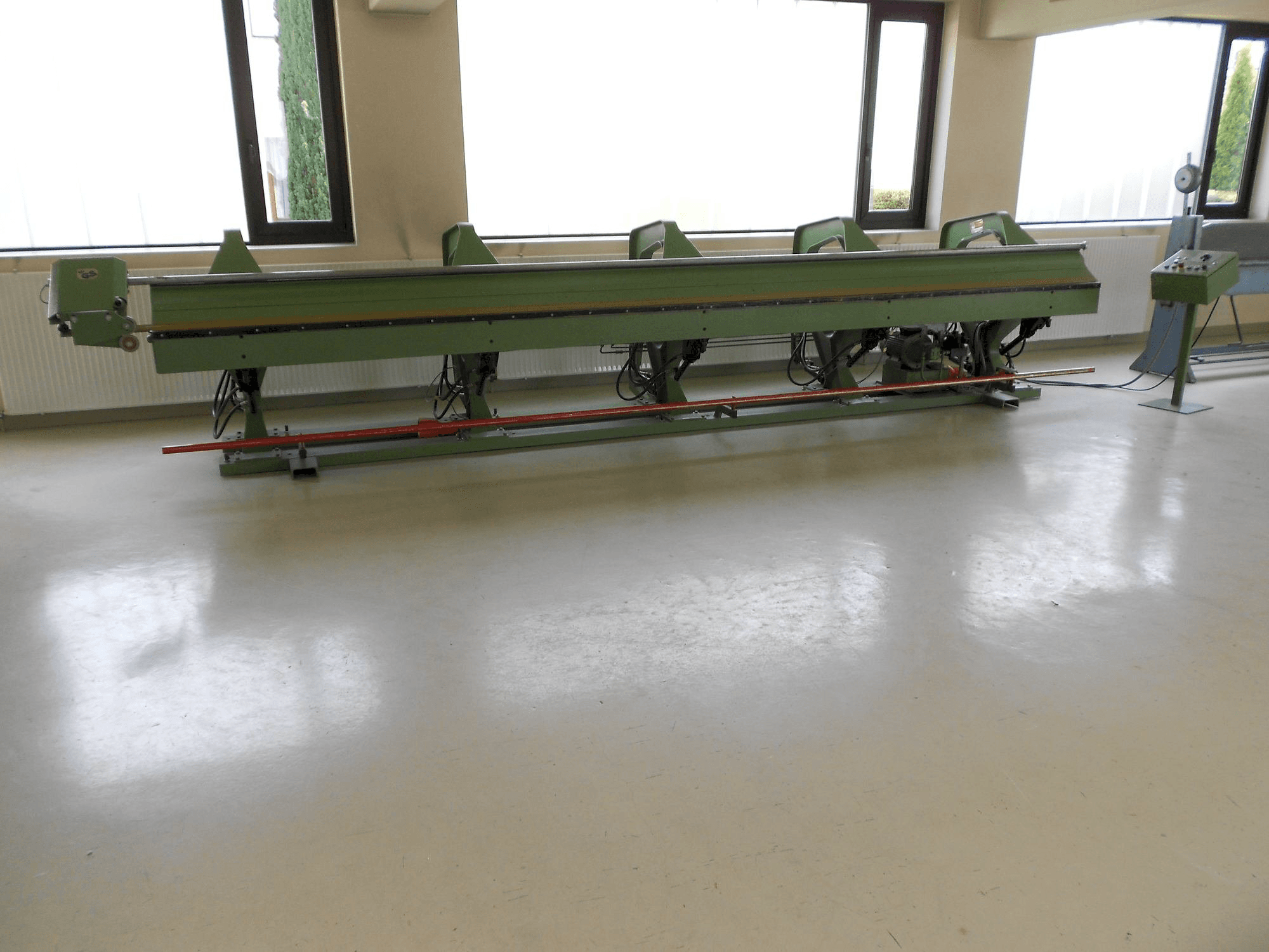 Koneen Biegmeister BMTH 6.125 etunäkymä