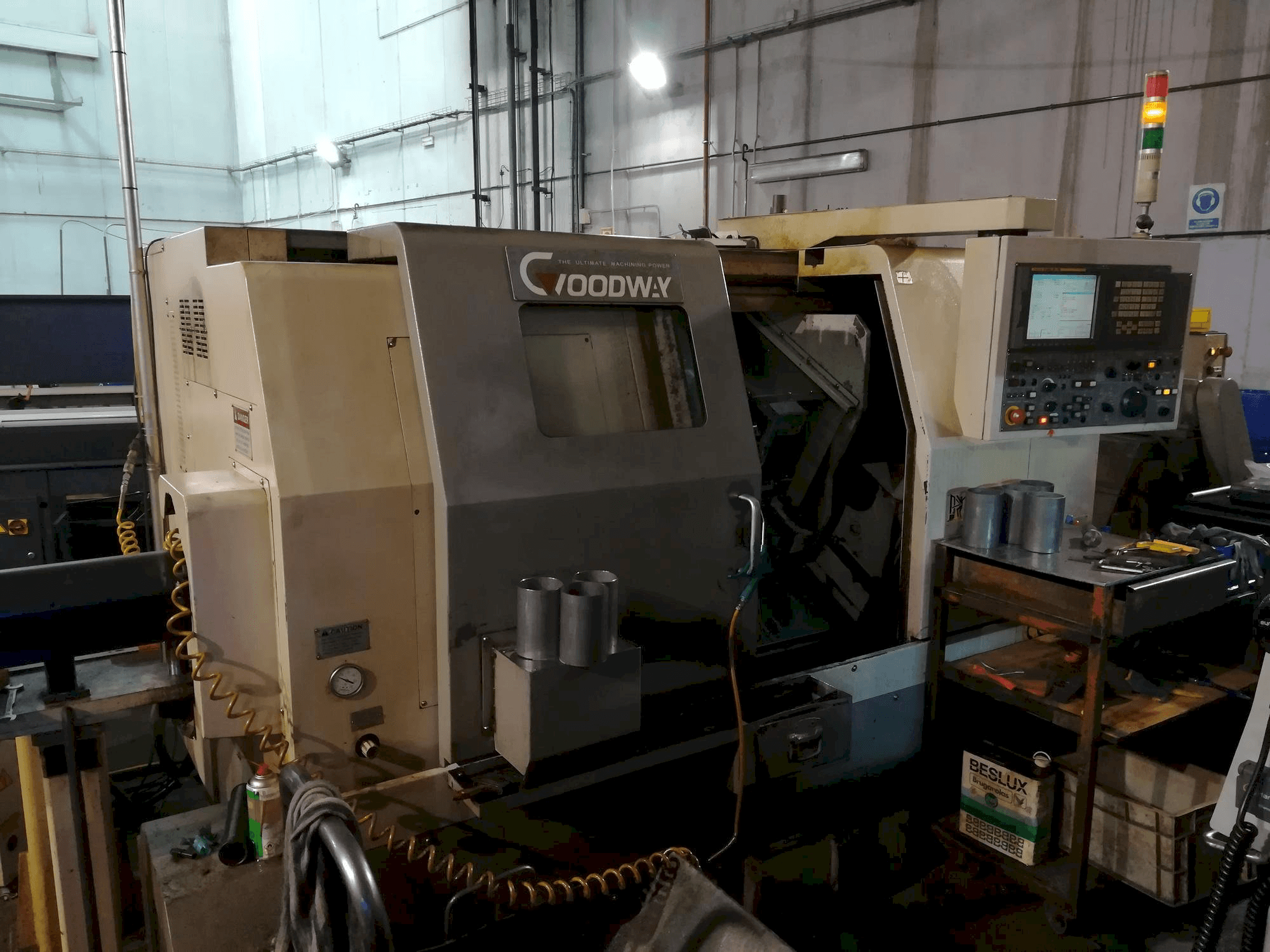 Koneen Goodway GS 200 etunäkymä