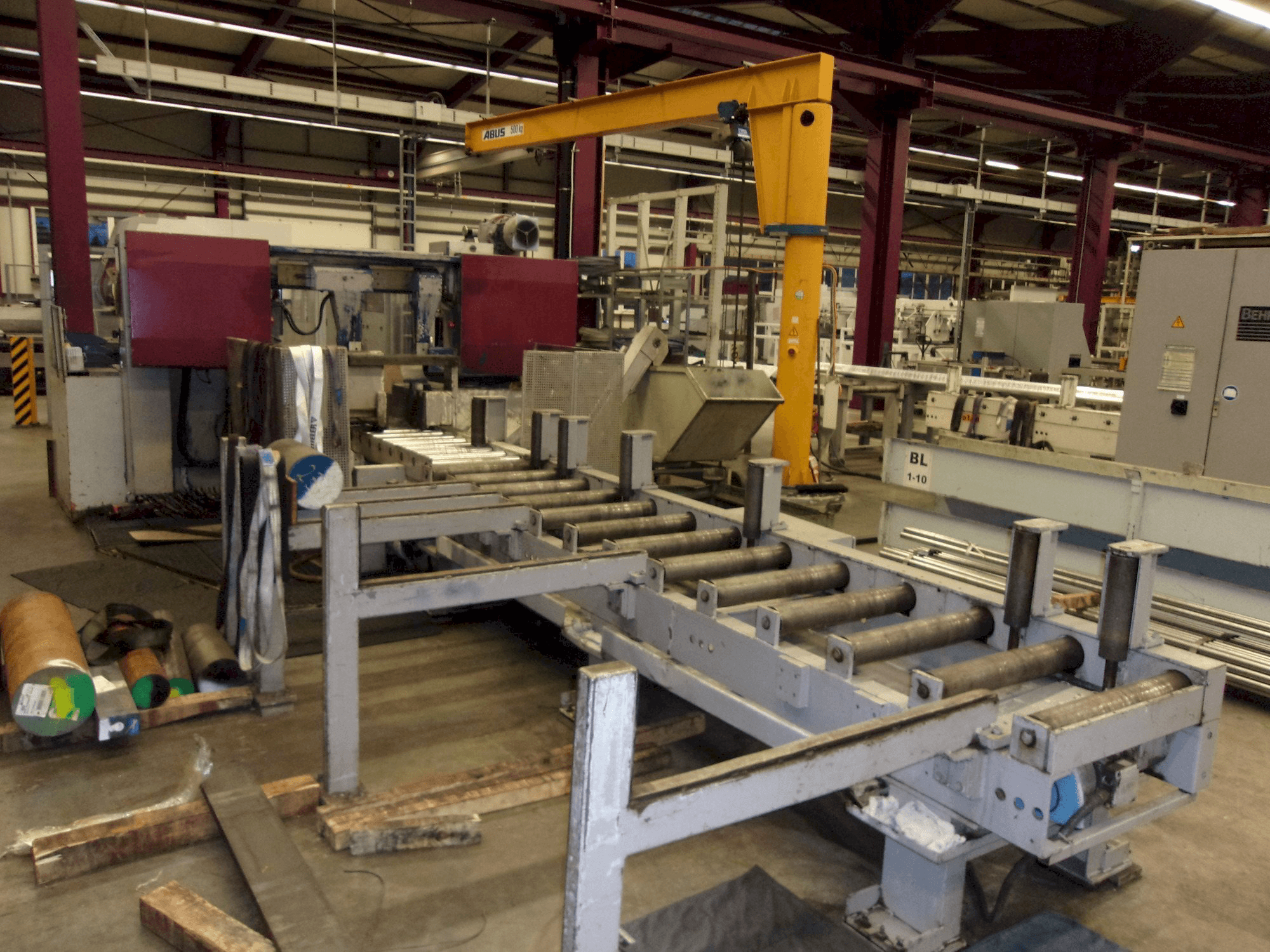 Koneen KASTO HBA420 AU etunäkymä