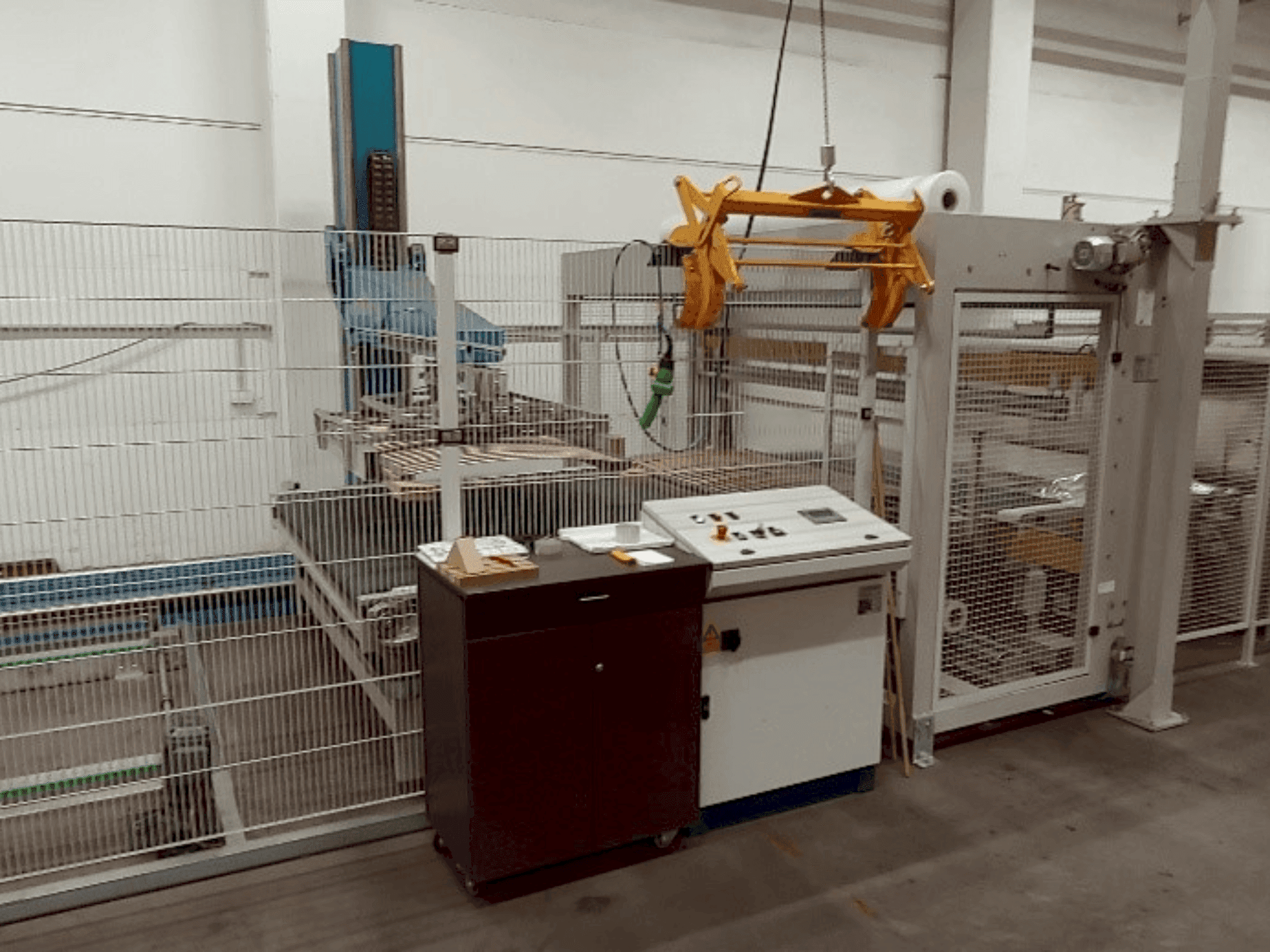 Koneen ERREGI 300 LP etunäkymä