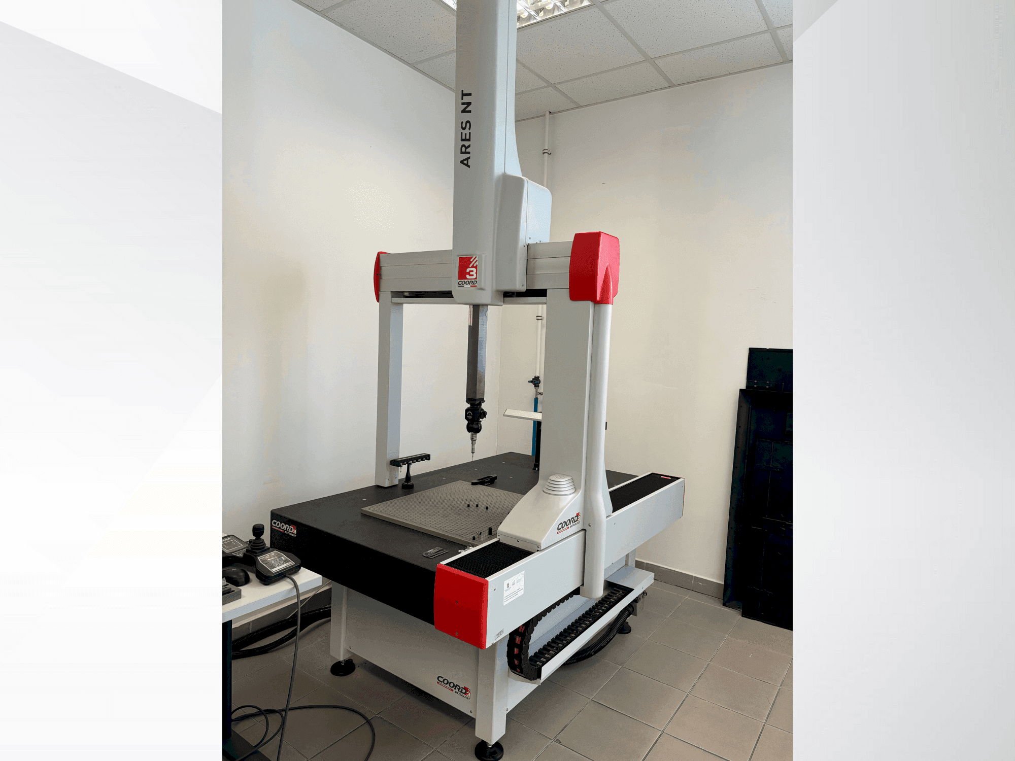 Koneen Coord3 ARES NT etunäkymä