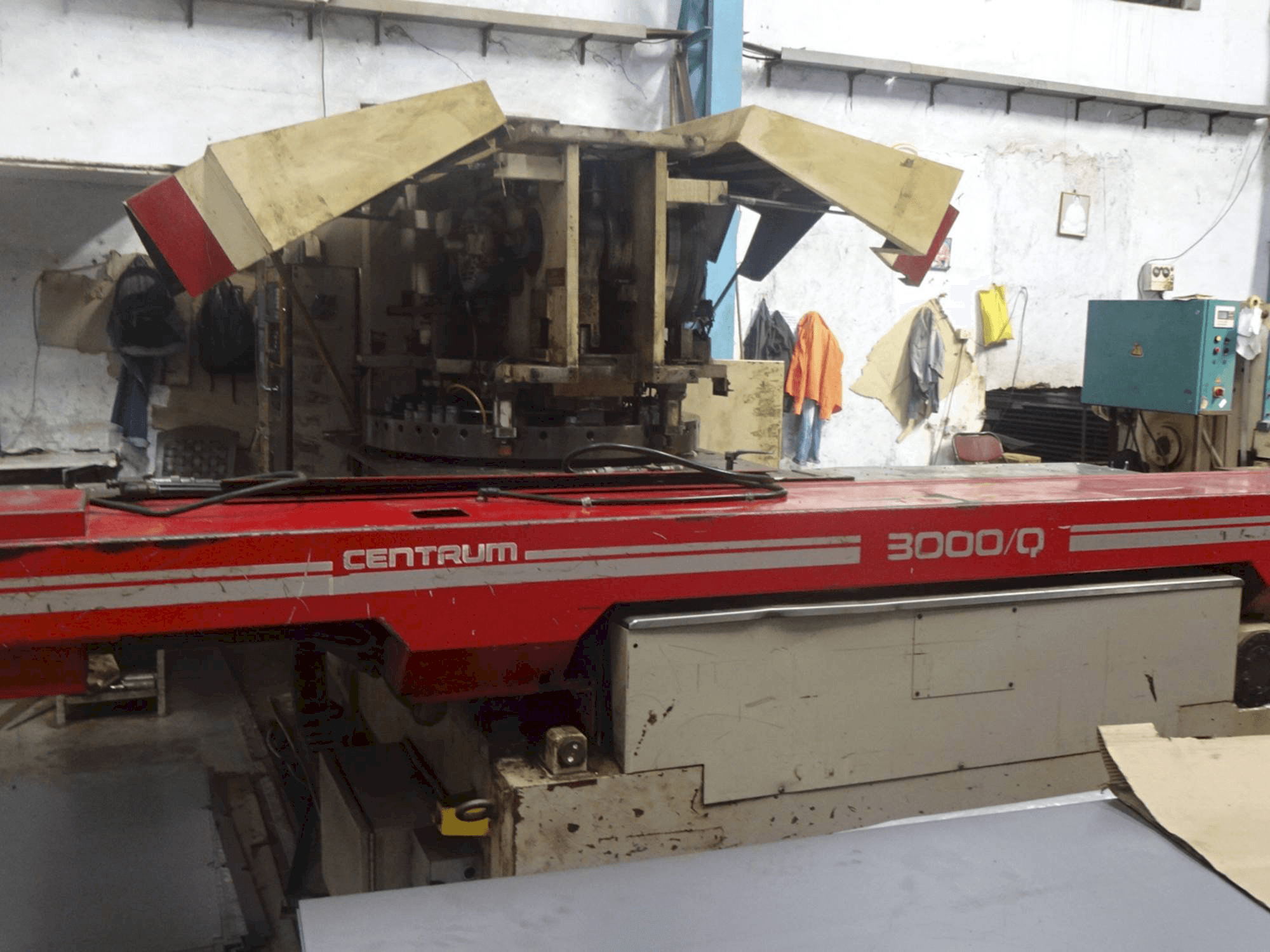 Koneen MURATA etunäkymä MURATEC CENTRUM 3000