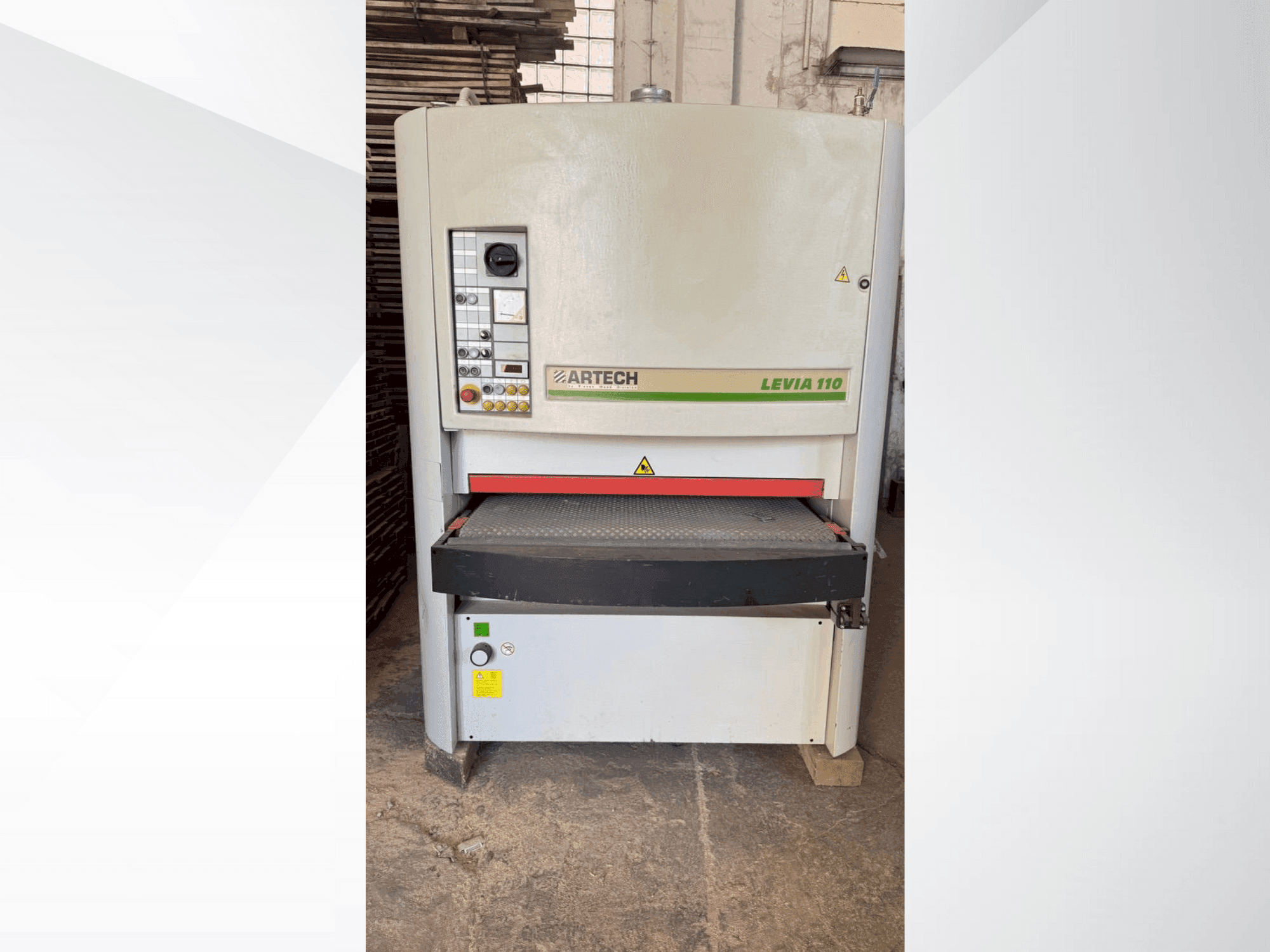 Koneen BIESSE Levia 110 etunäkymä