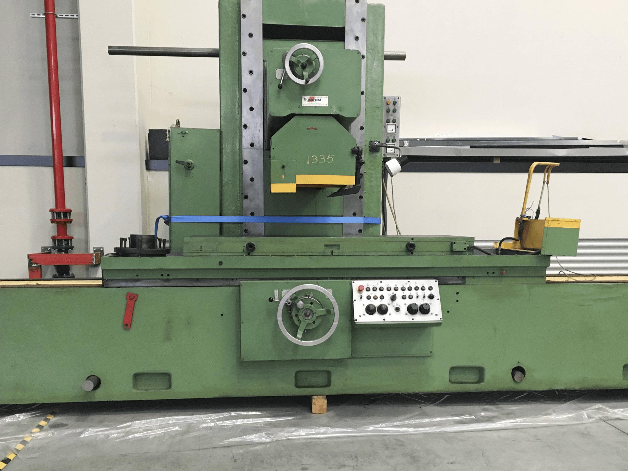 Koneen Inter-plast etunäkymä 3 D 725