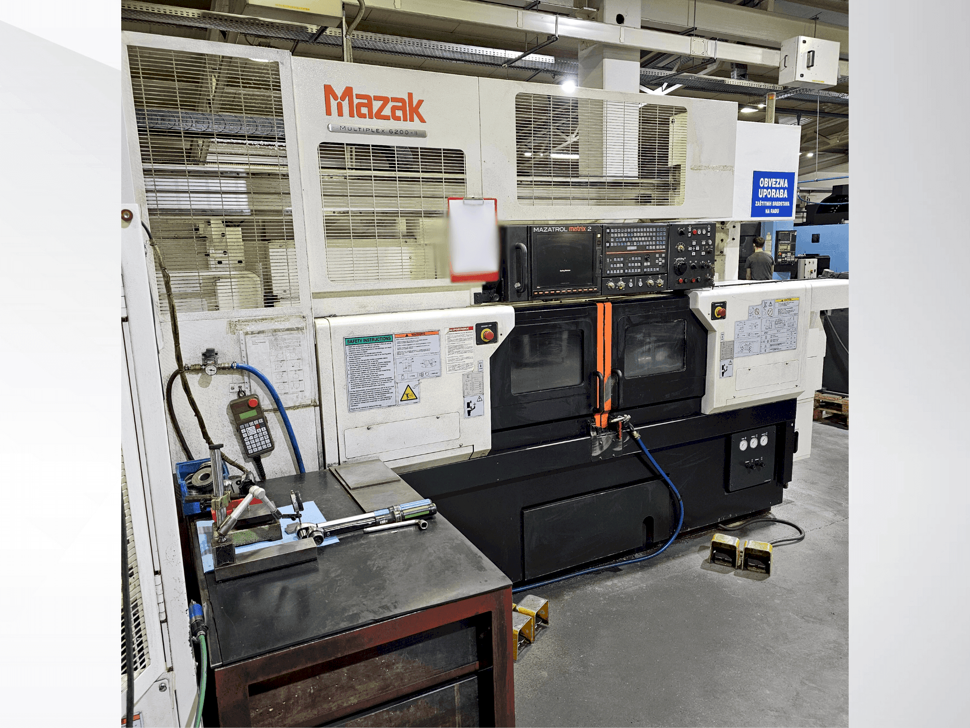 Koneen Mazak Multiplex 6200II etunäkymä