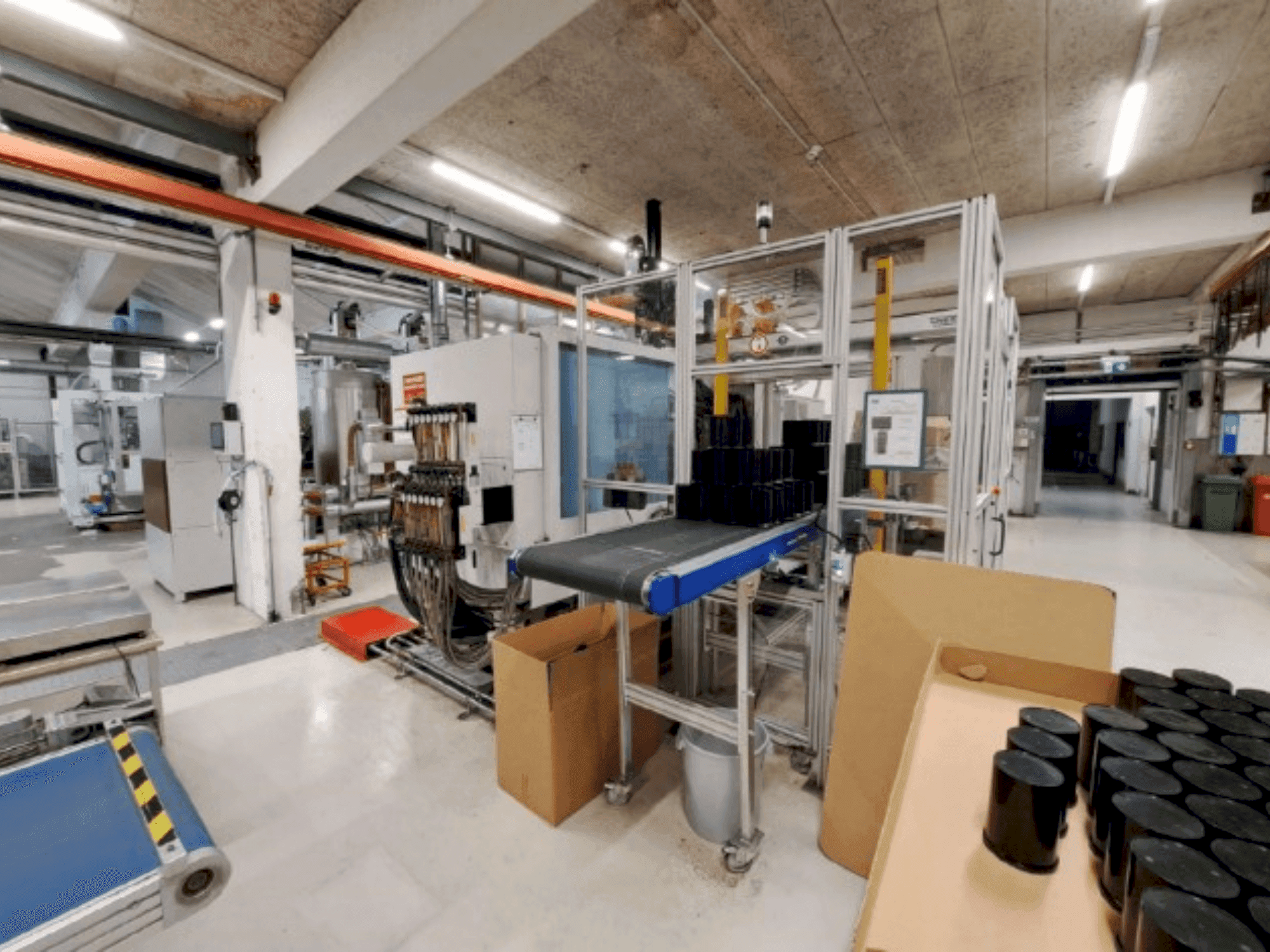 Koneen WITTMANN TM Xpress 270/2250 Unilopg B6P etunäkymä