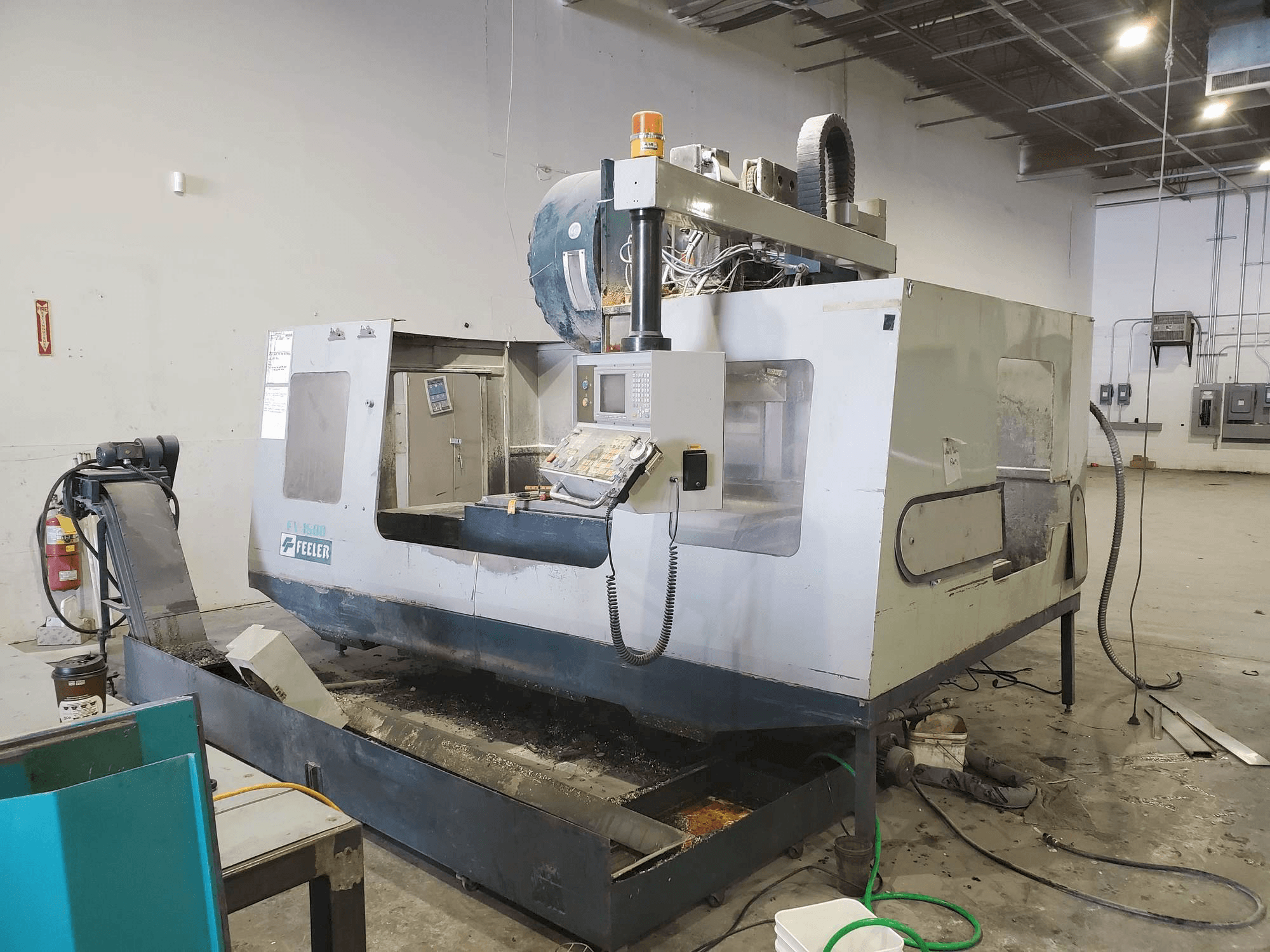 Koneen Feeler FV-1500A etunäkymä