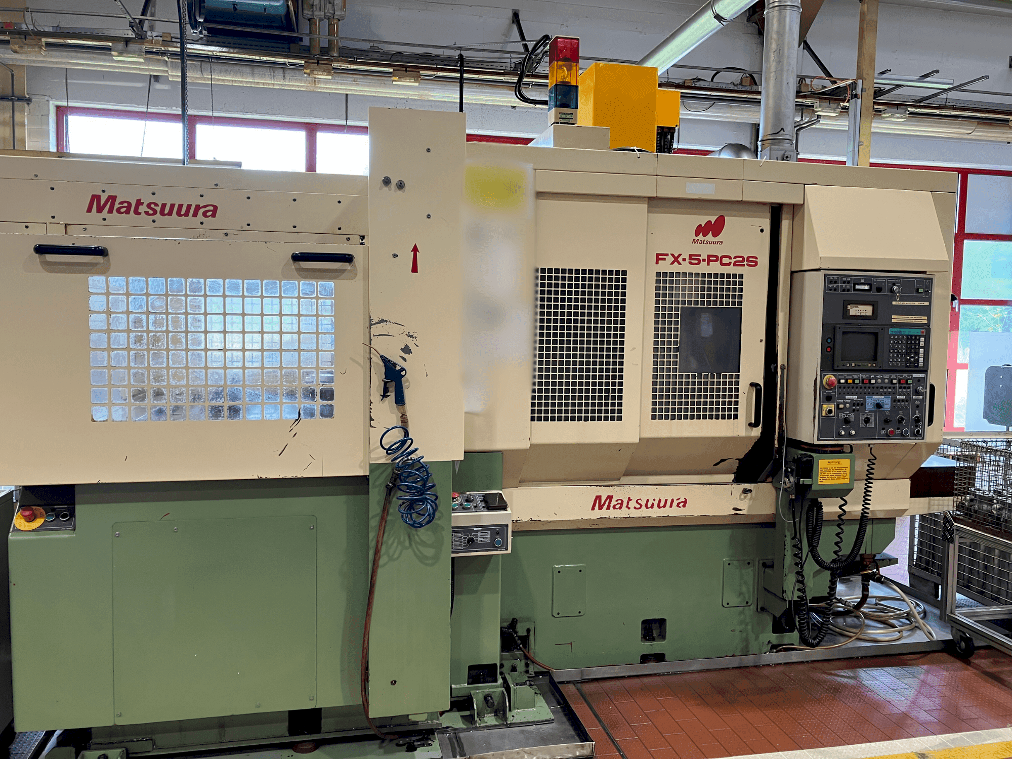 Koneen Matsuura FX-5-PC2S etunäkymä