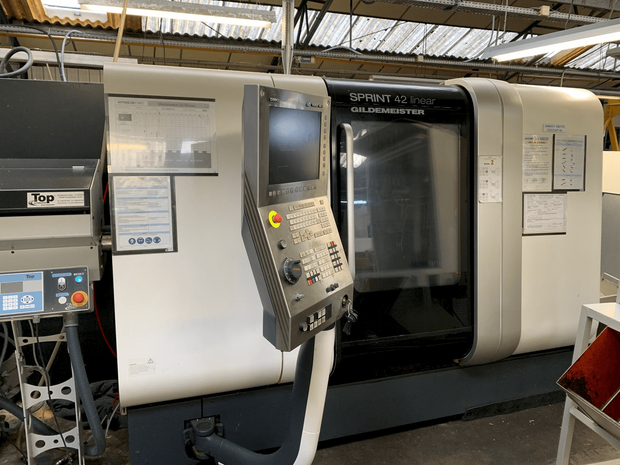 Koneen DMG SPRINT 42 linear etunäkymä