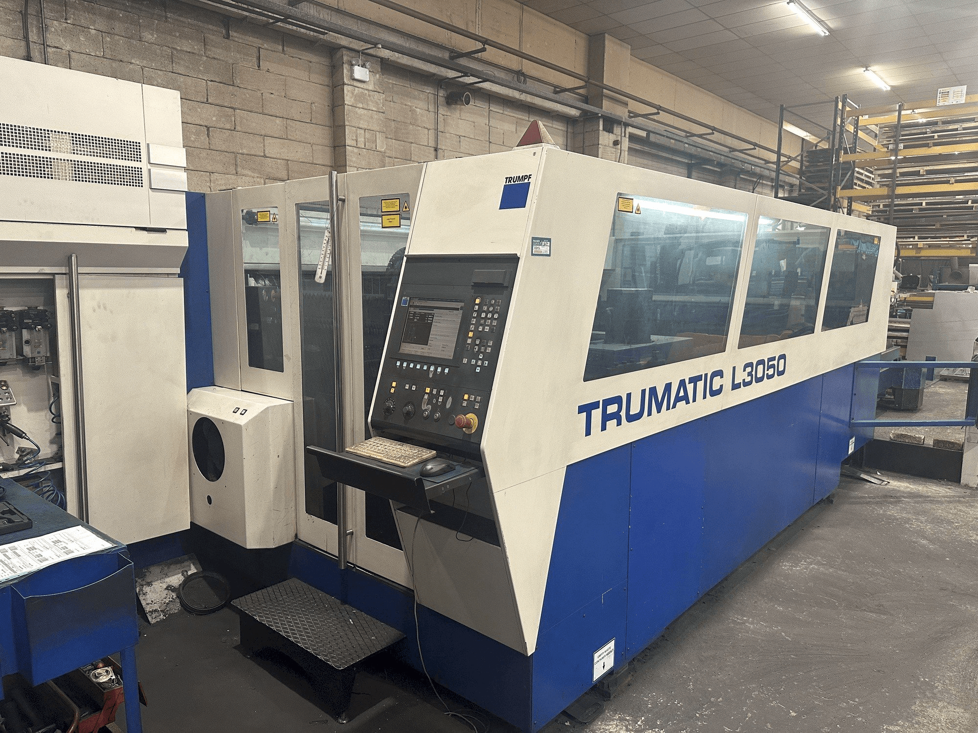 Koneen Trumpf Trumatic L3050 etunäkymä