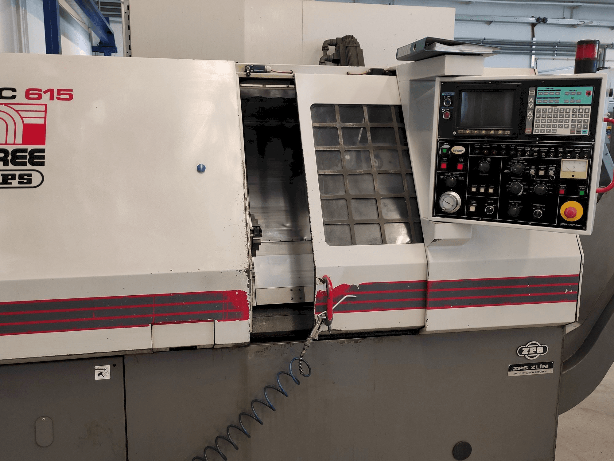 Koneen ZPS S-50 (TC-615) etunäkymä