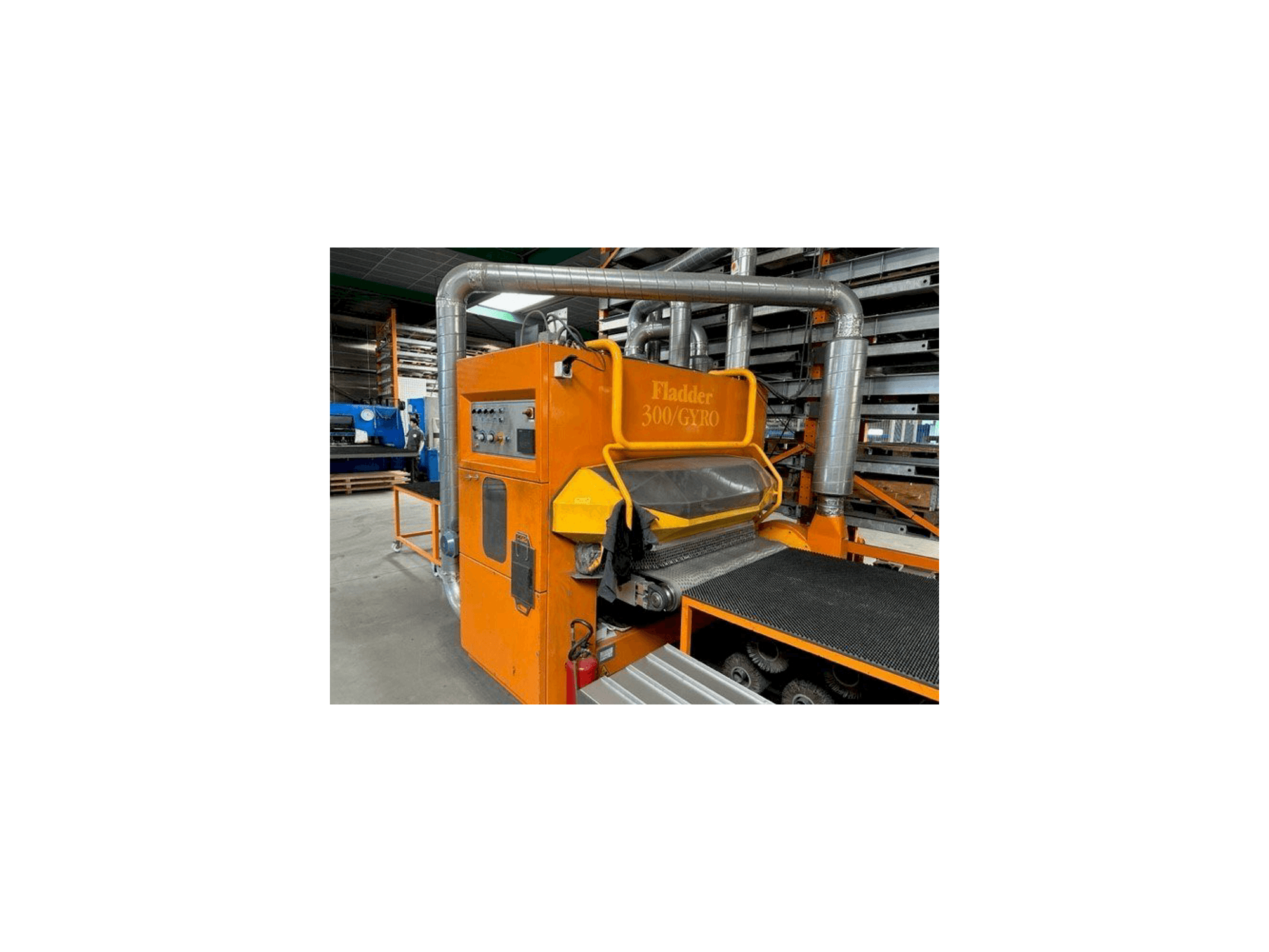 Koneen Fladder 300/GYRO-1300 VAC etunäkymä