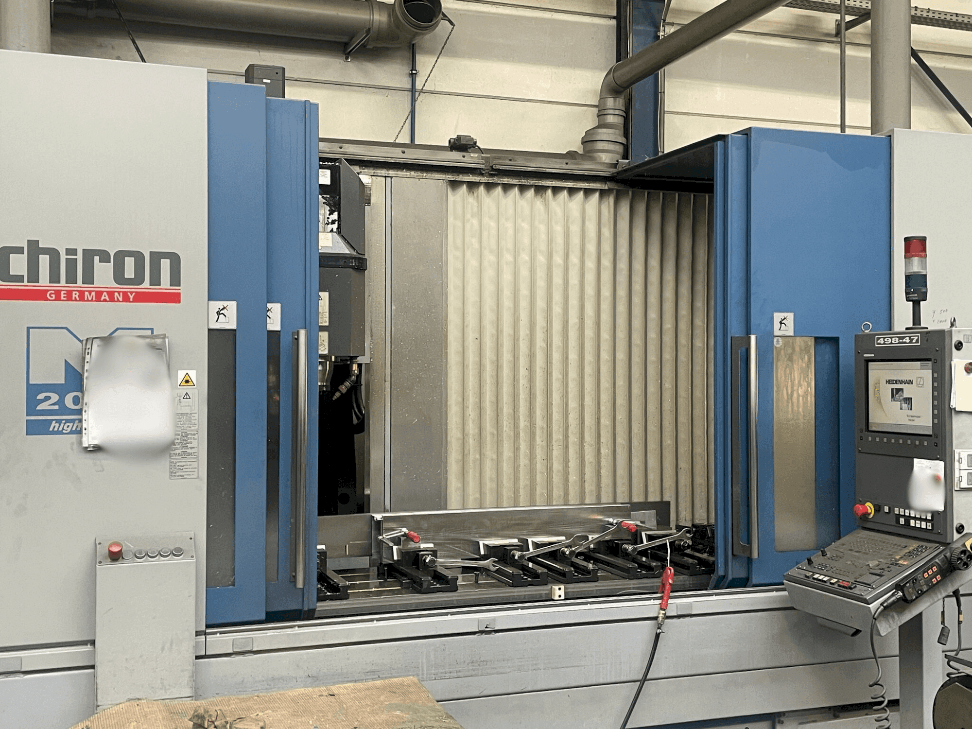 Koneen CHIRON Mill 2000 etunäkymä