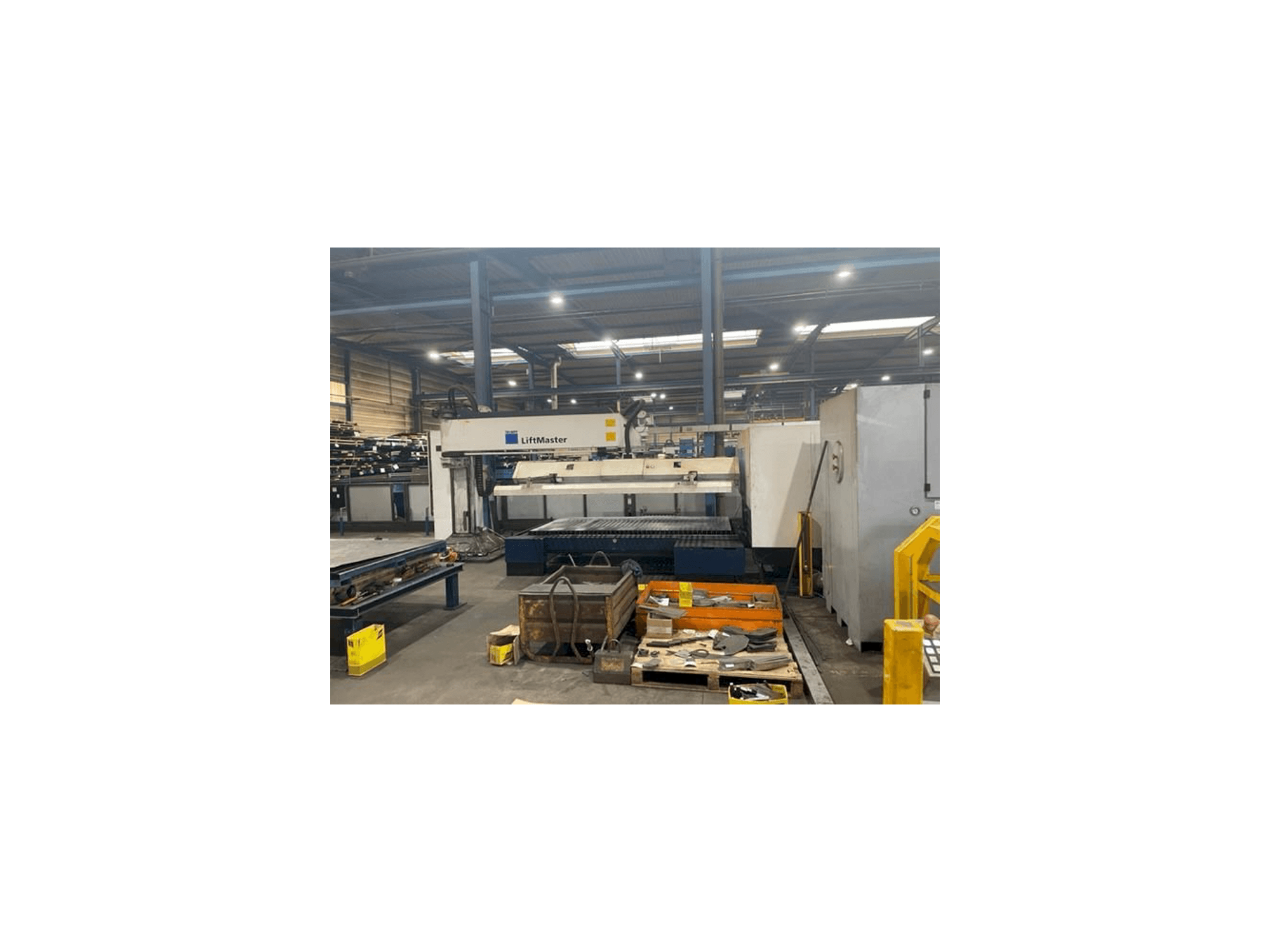 Koneen Trumpf Trulaser 3030 etunäkymä