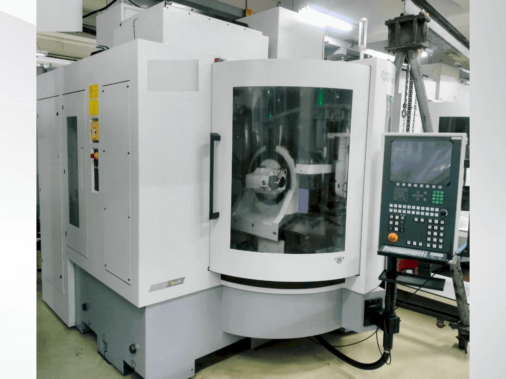 Koneen VOLLMER QXD 250 etunäkymä