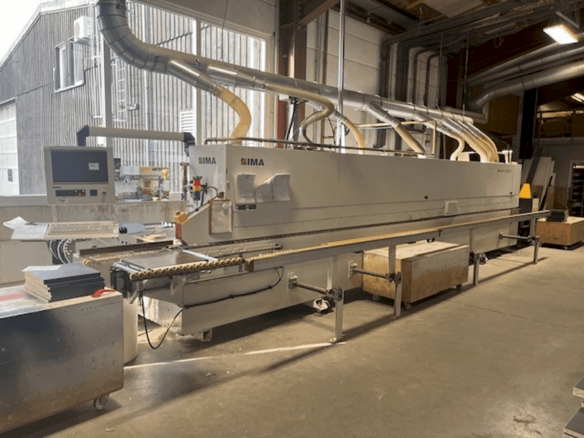 Koneen IMA Novimat/Contour/I/G80/700/R3+ etunäkymä