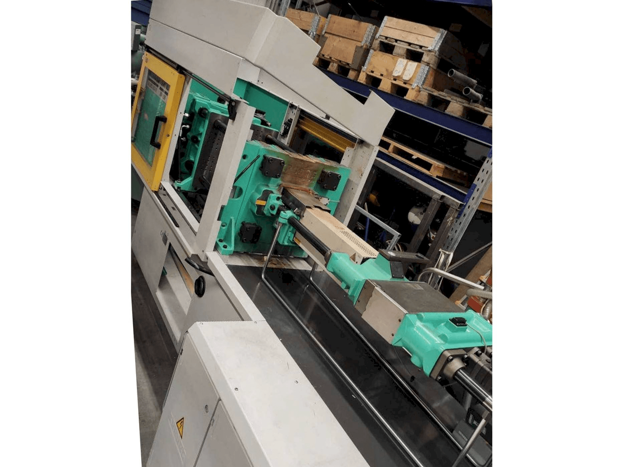 Koneen Arburg 370C-800-250 etunäkymä