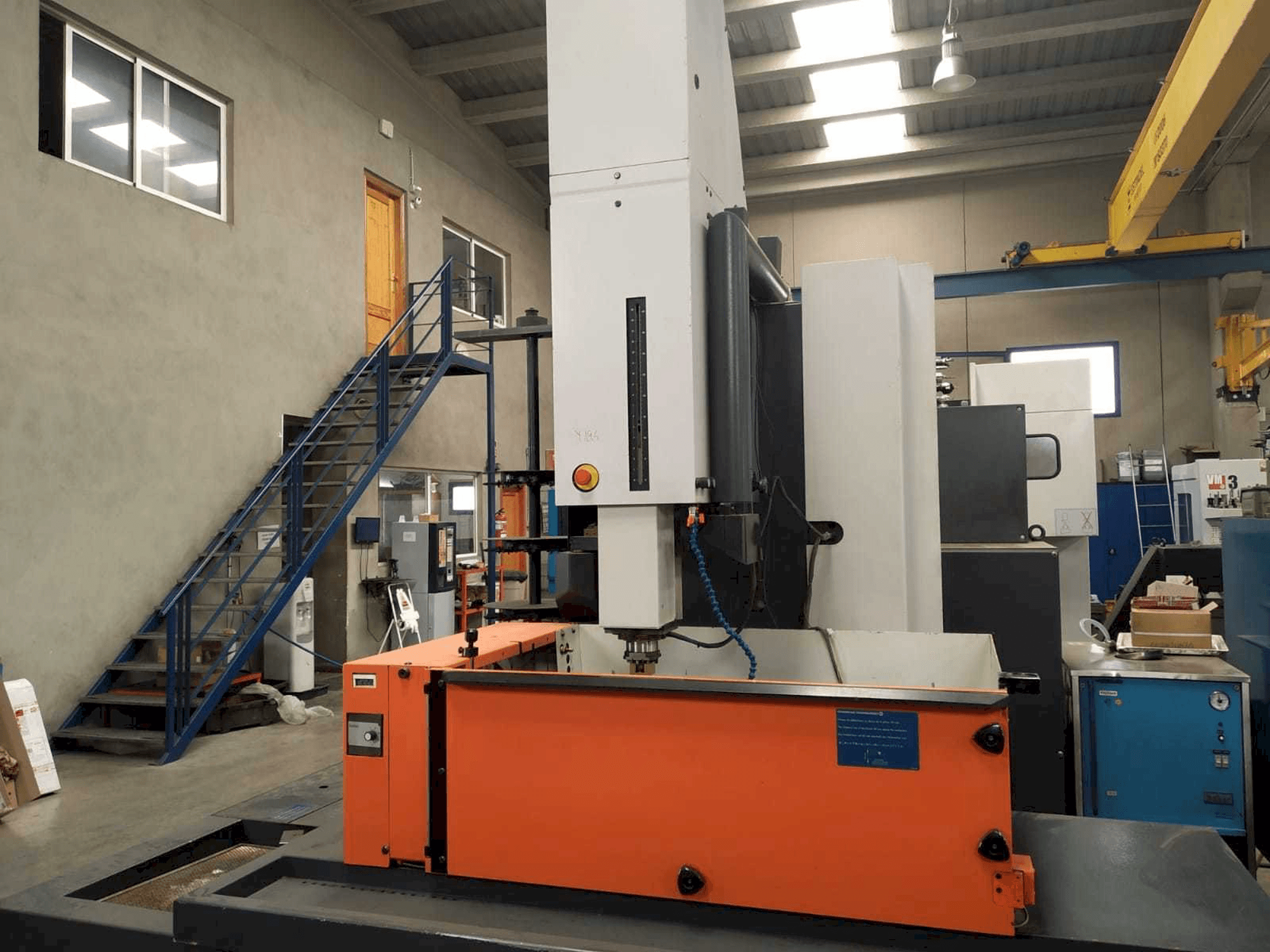 Koneen CHARMILLES Roboform 4000 etunäkymä