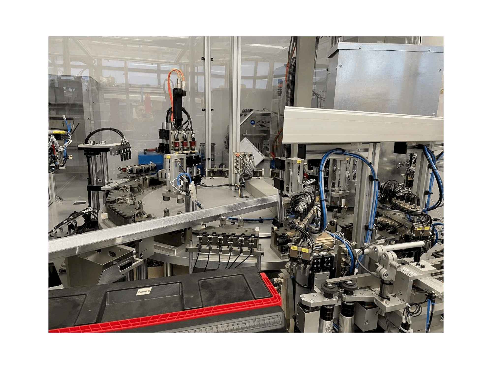 Koneen TEAM AUTOMATION BERLIN Tattoo Needle Testing System etunäkymä